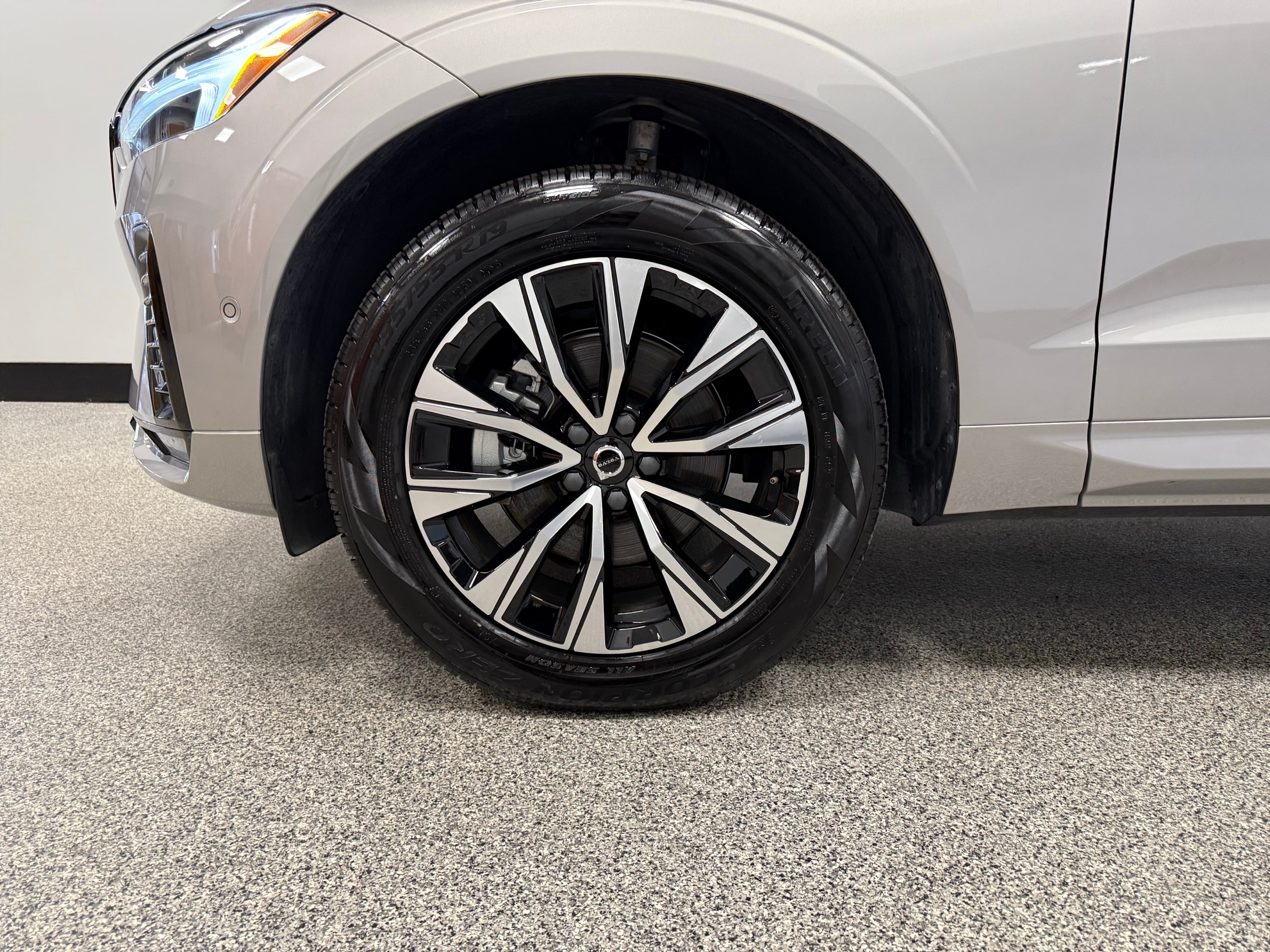 used 2025 Volvo XC60 car, priced at $46,200