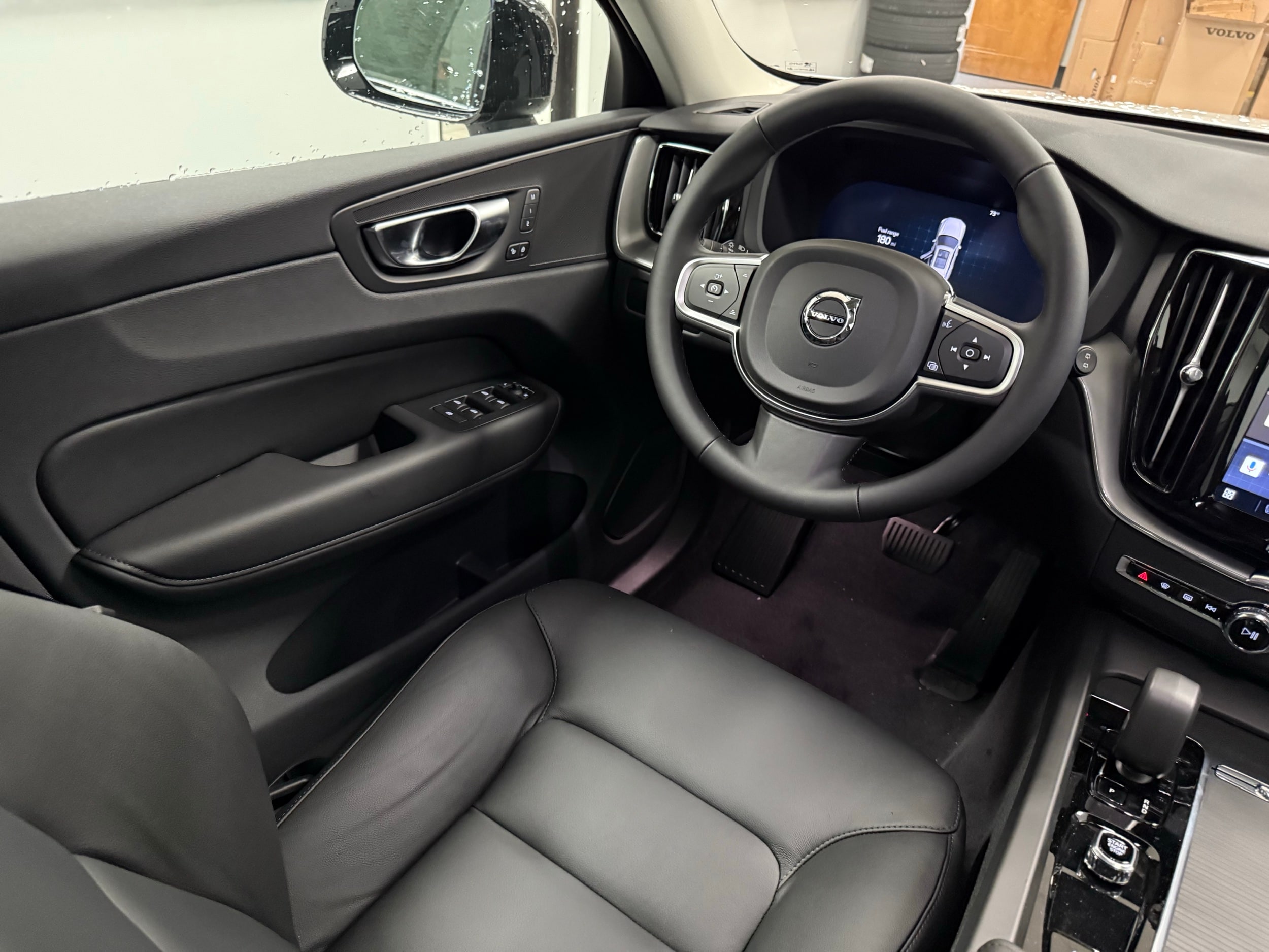 new 2025 Volvo XC60 car, priced at $50,705