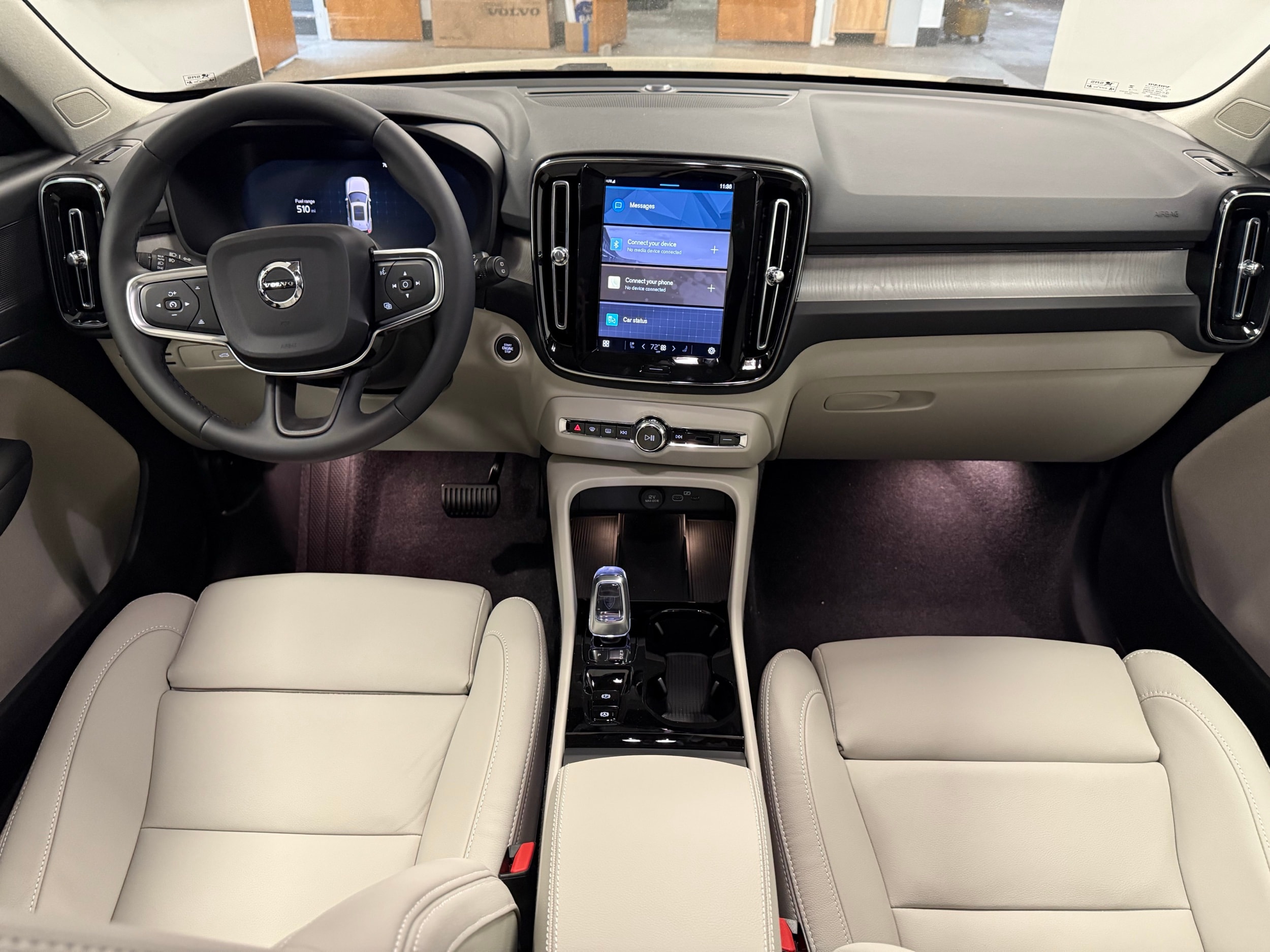 new 2025 Volvo XC40 car, priced at $49,810