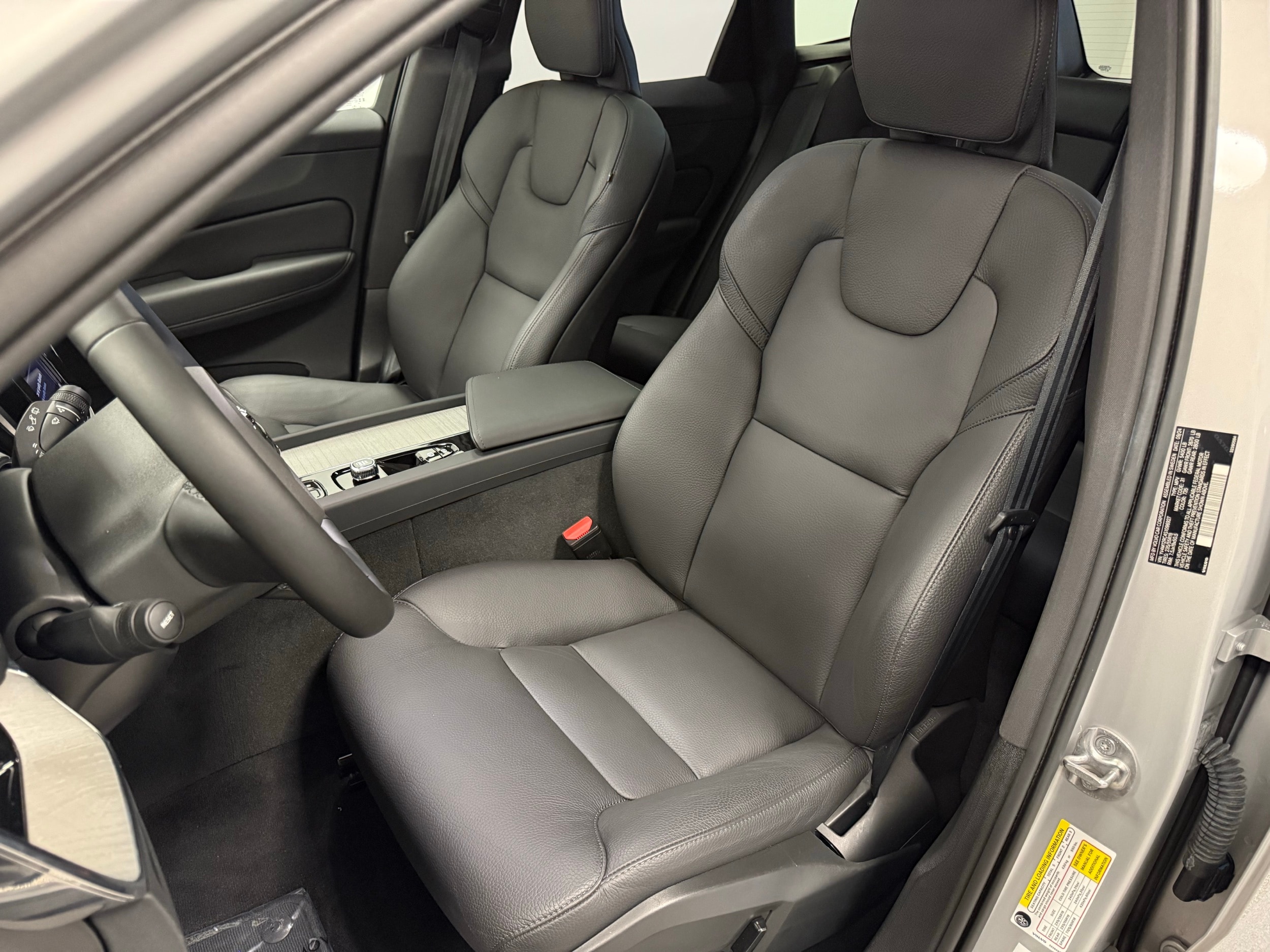 used 2025 Volvo XC60 car, priced at $46,200