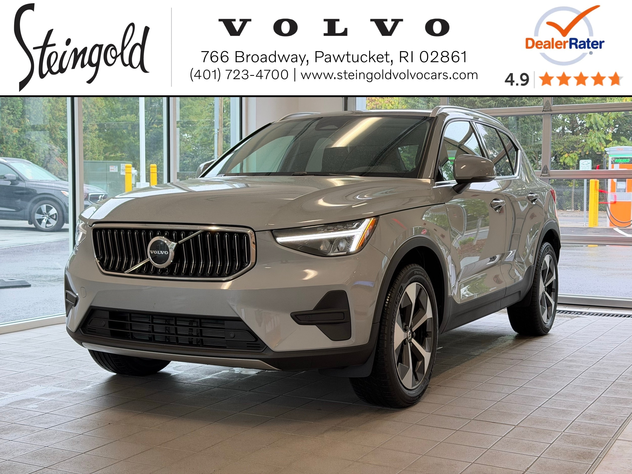 new 2025 Volvo XC40 car, priced at $46,015