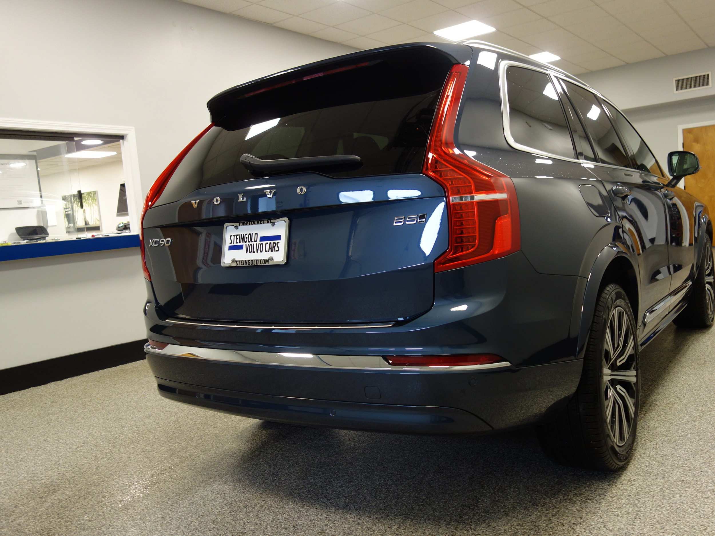 used 2024 Volvo XC90 car, priced at $42,500