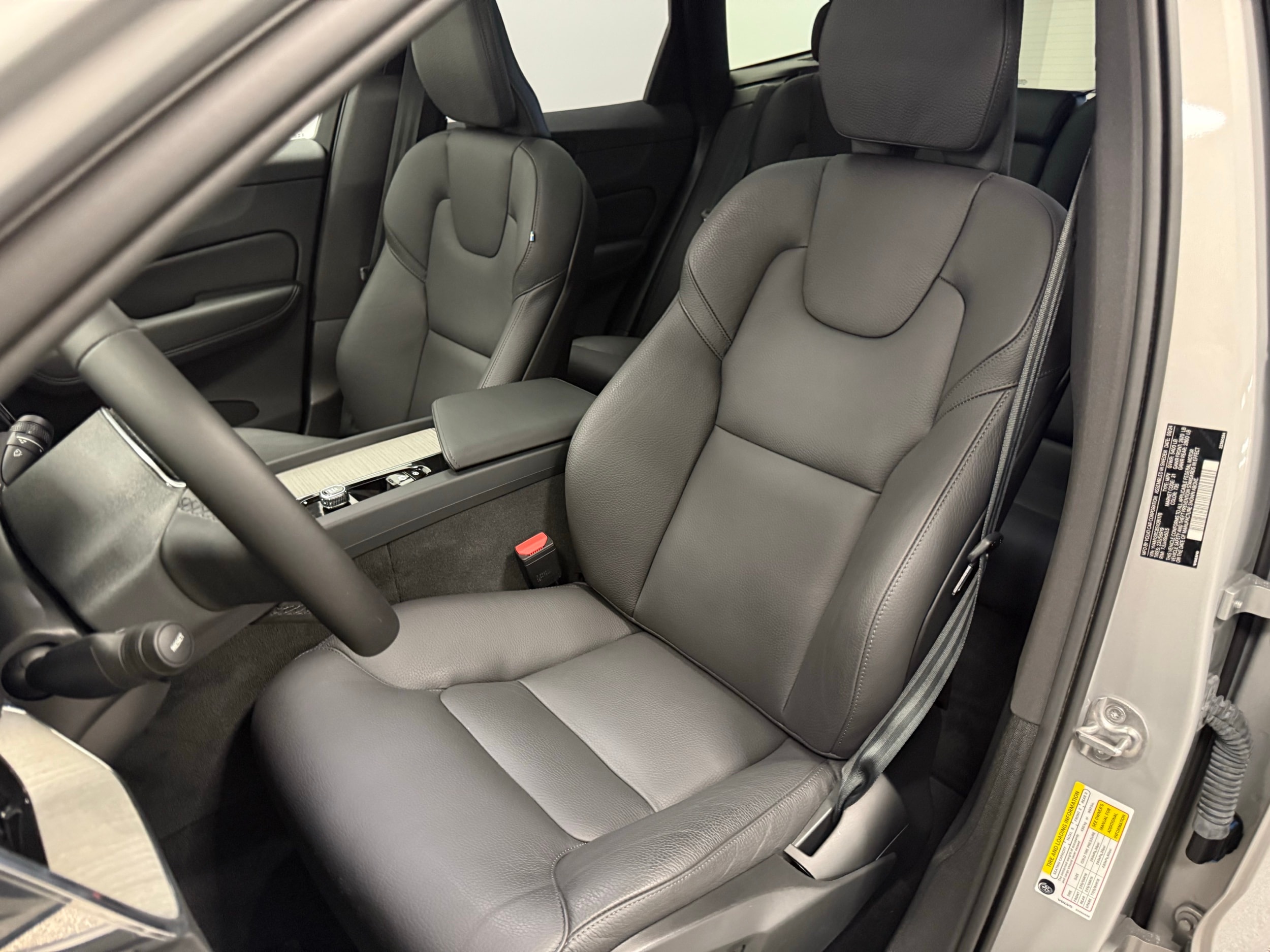 used 2025 Volvo XC60 car, priced at $47,500