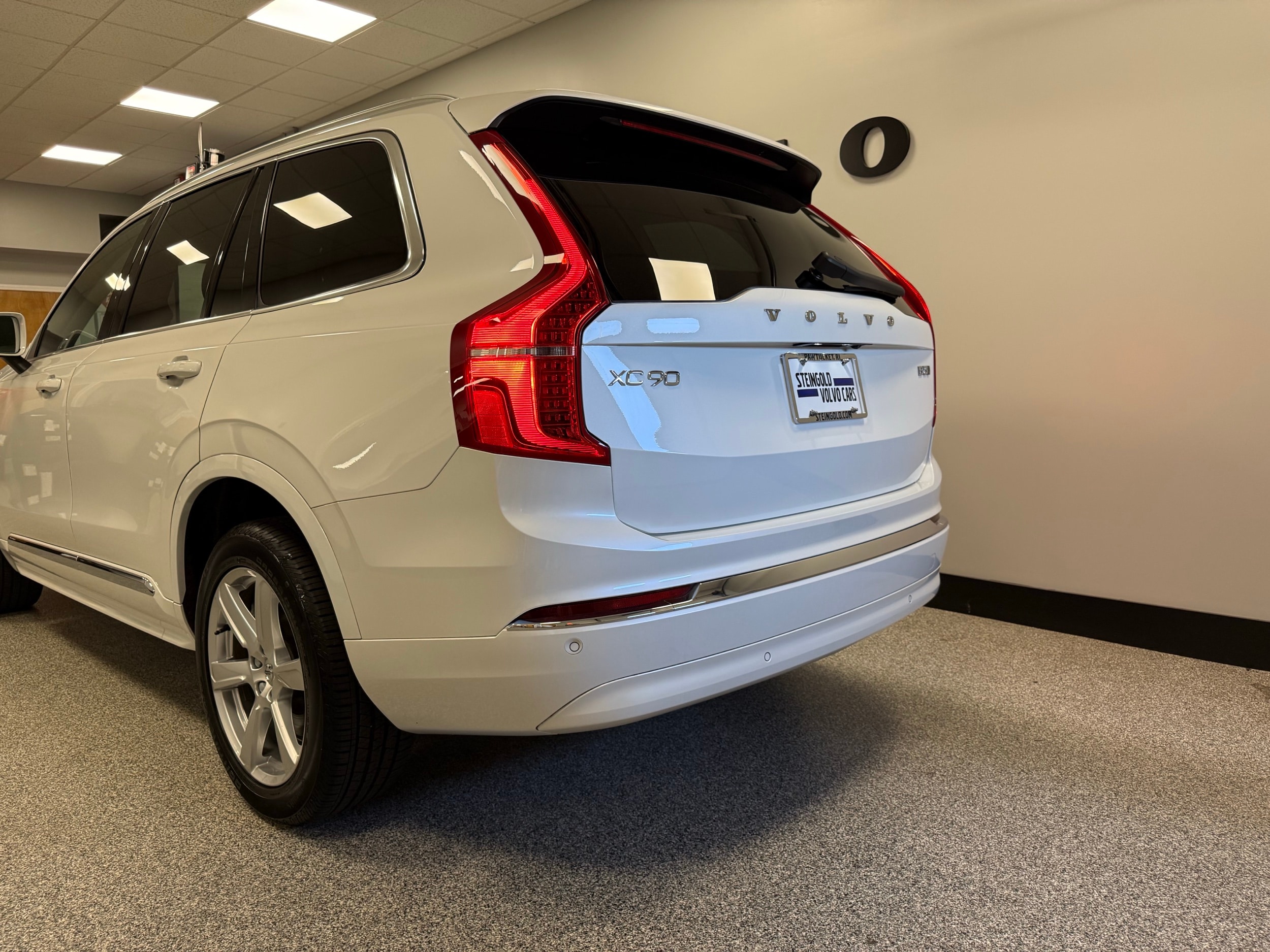used 2024 Volvo XC90 car, priced at $51,500