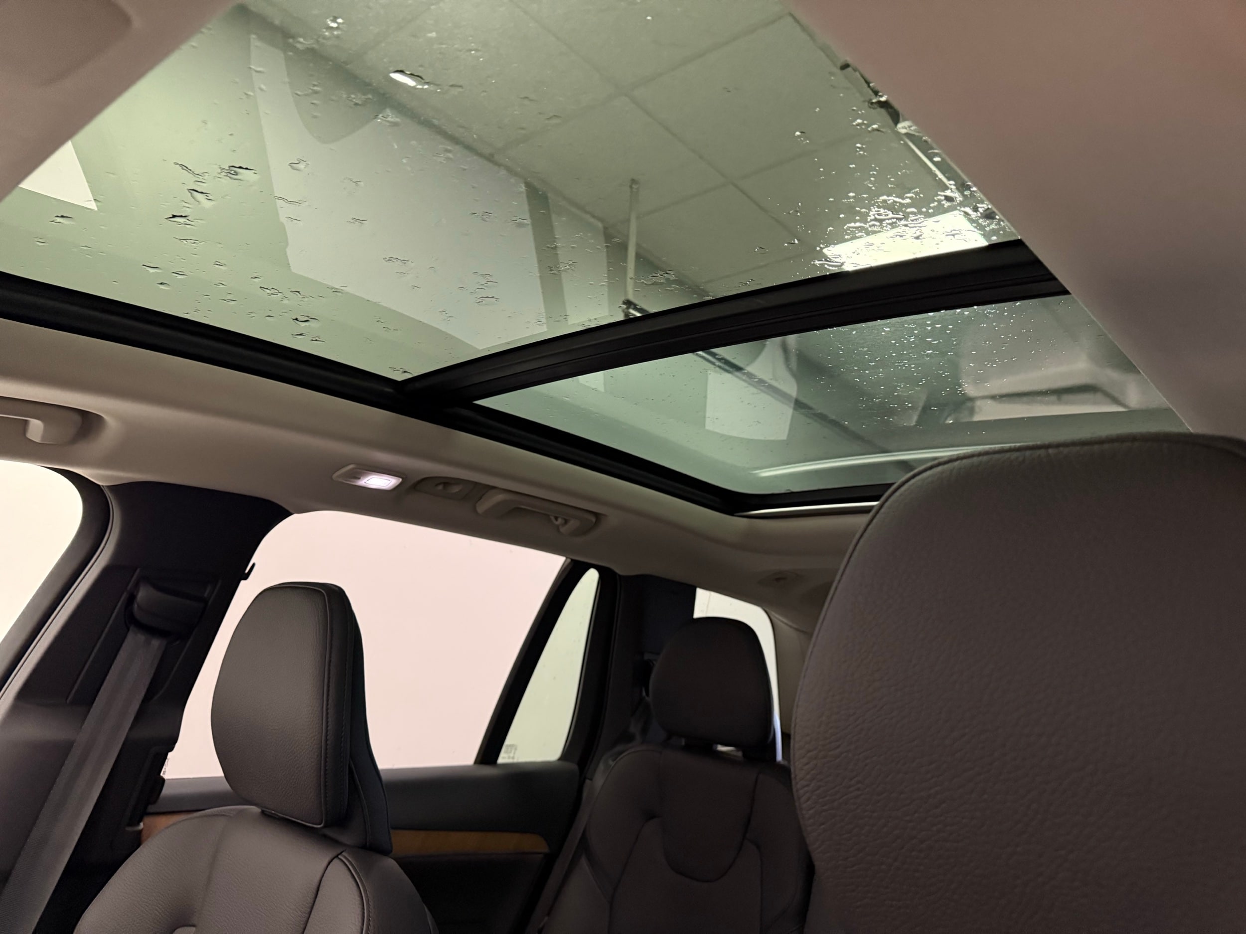 new 2025 Volvo XC90 car, priced at $68,455