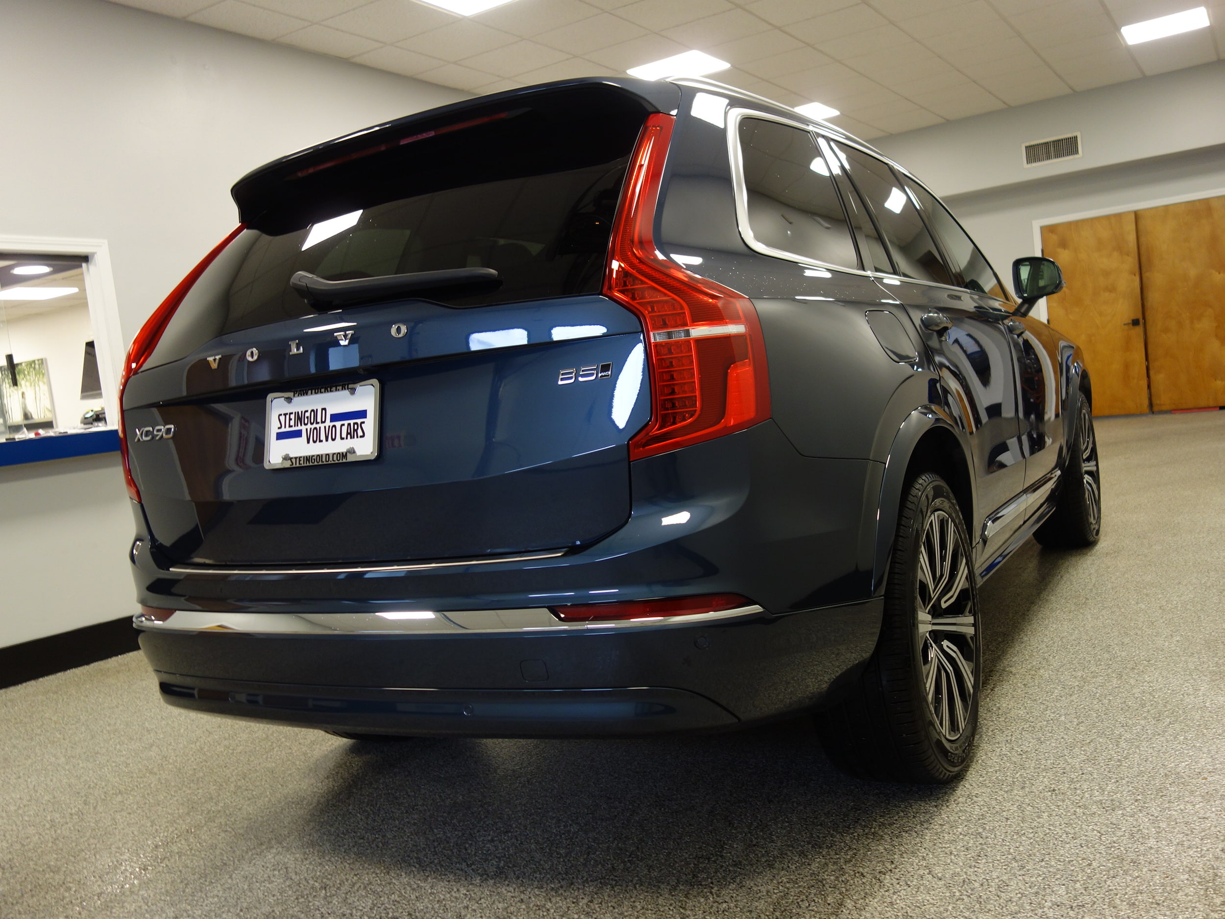 used 2024 Volvo XC90 car, priced at $42,500