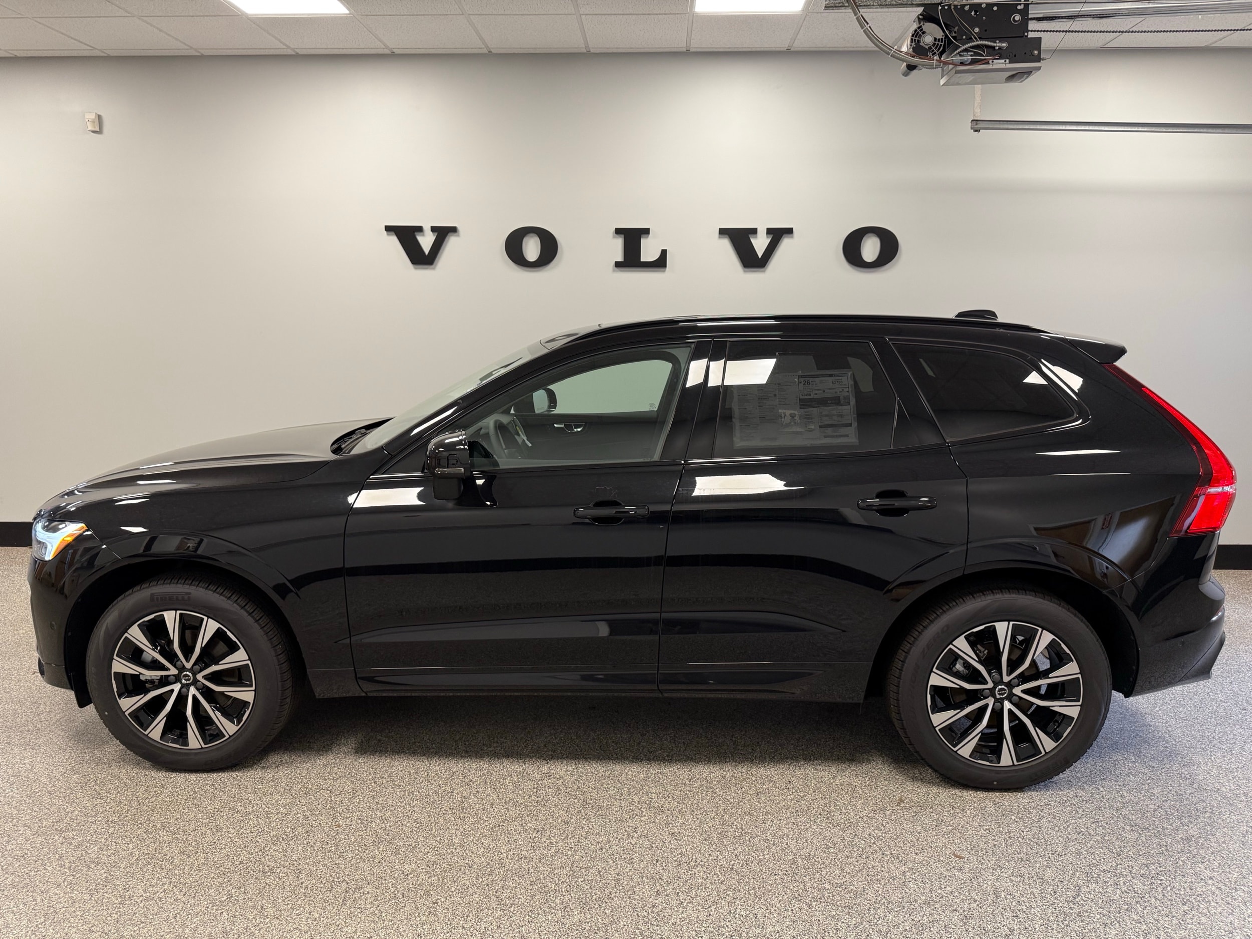 new 2025 Volvo XC60 car, priced at $55,920