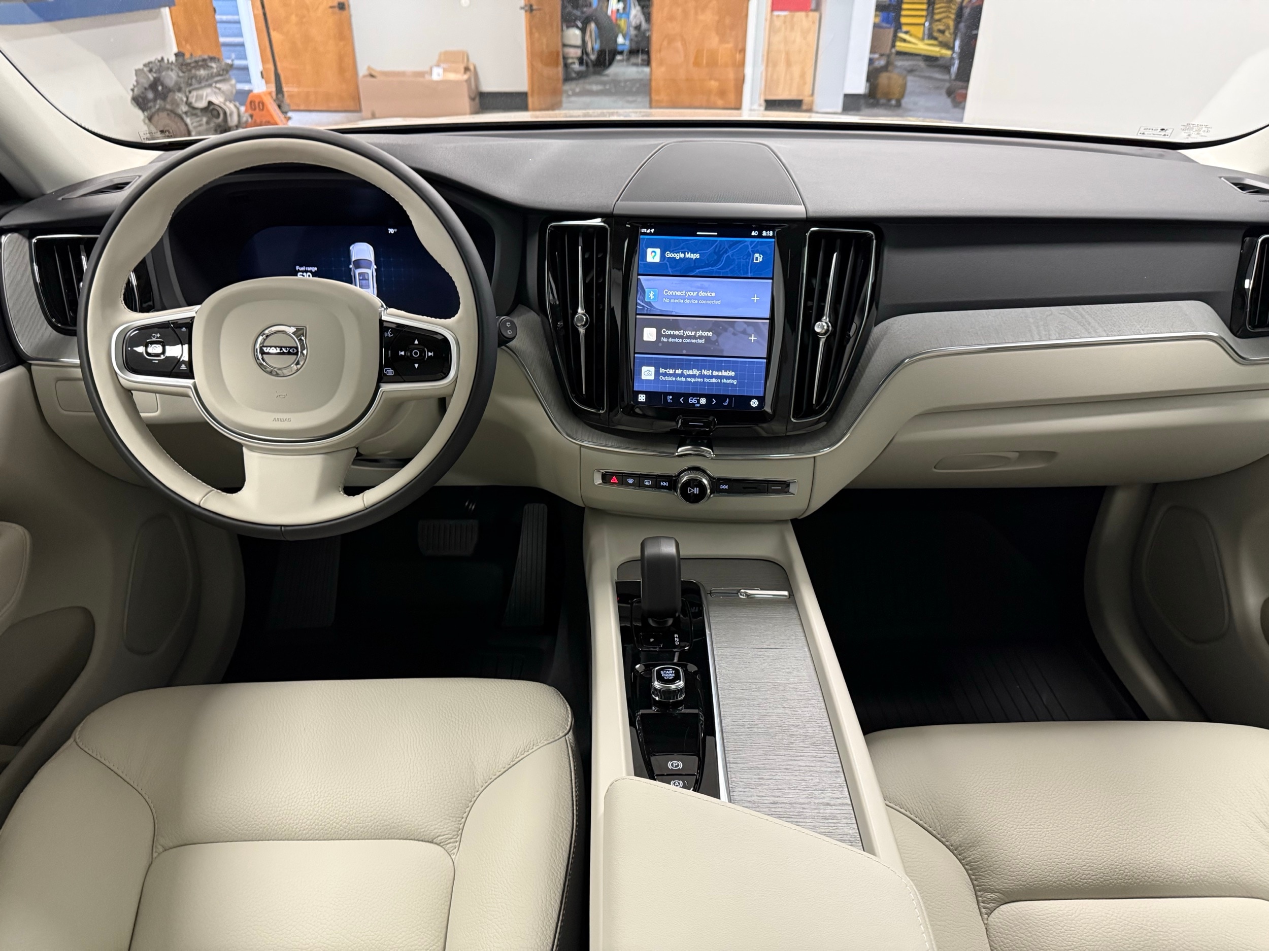 new 2025 Volvo XC60 car, priced at $55,360