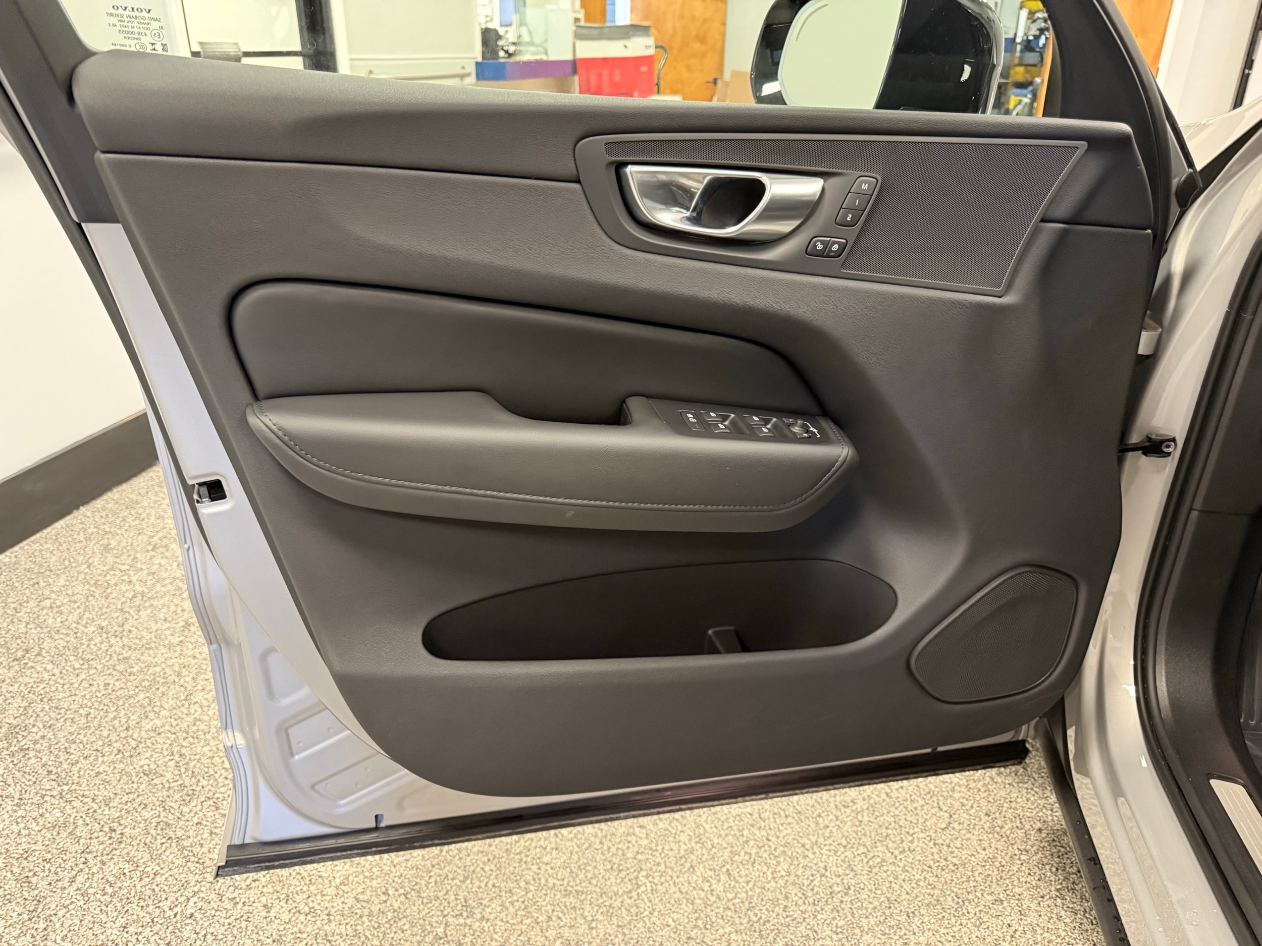 used 2025 Volvo XC60 car, priced at $47,500