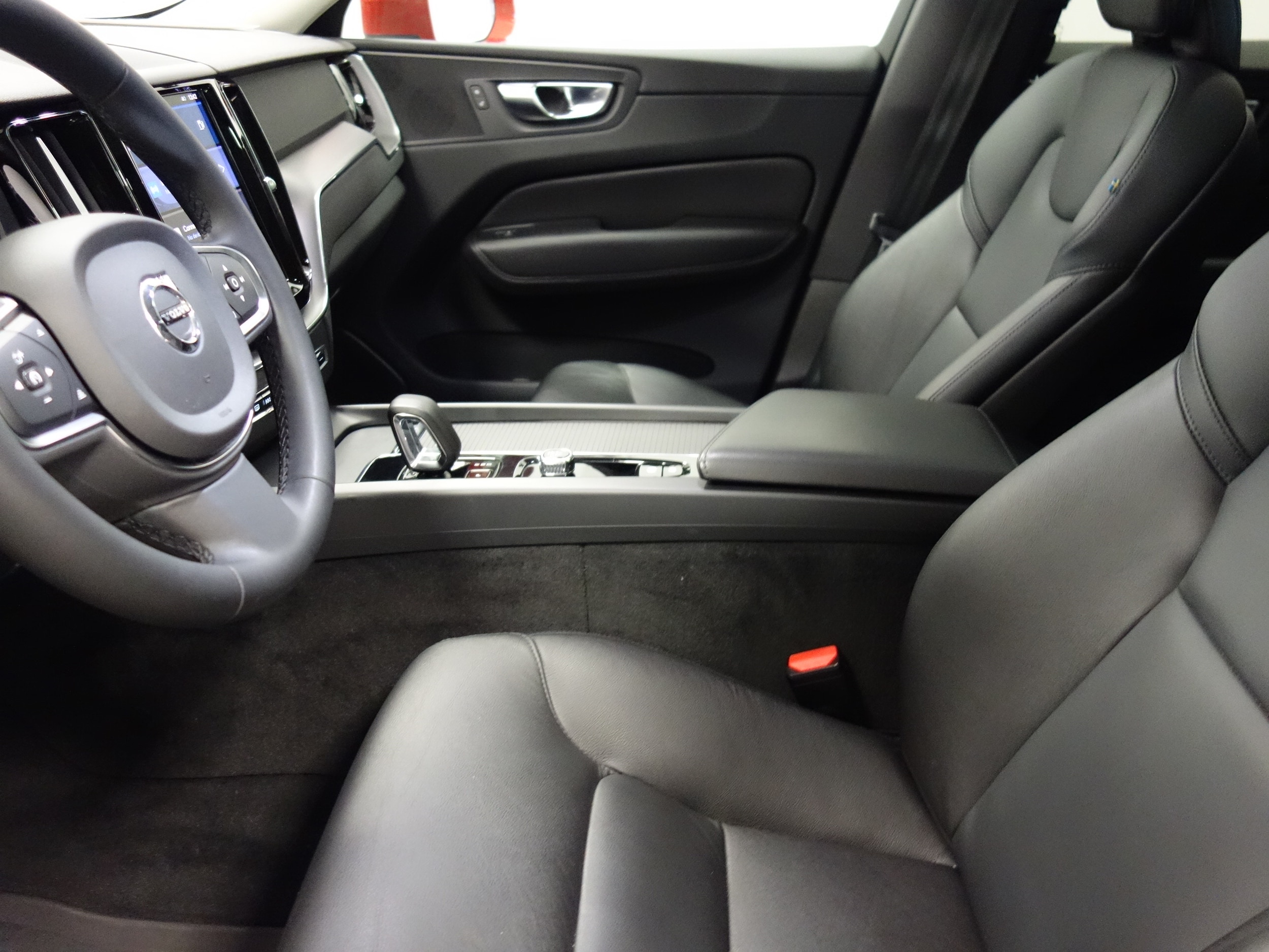 used 2023 Volvo XC60 car, priced at $42,500