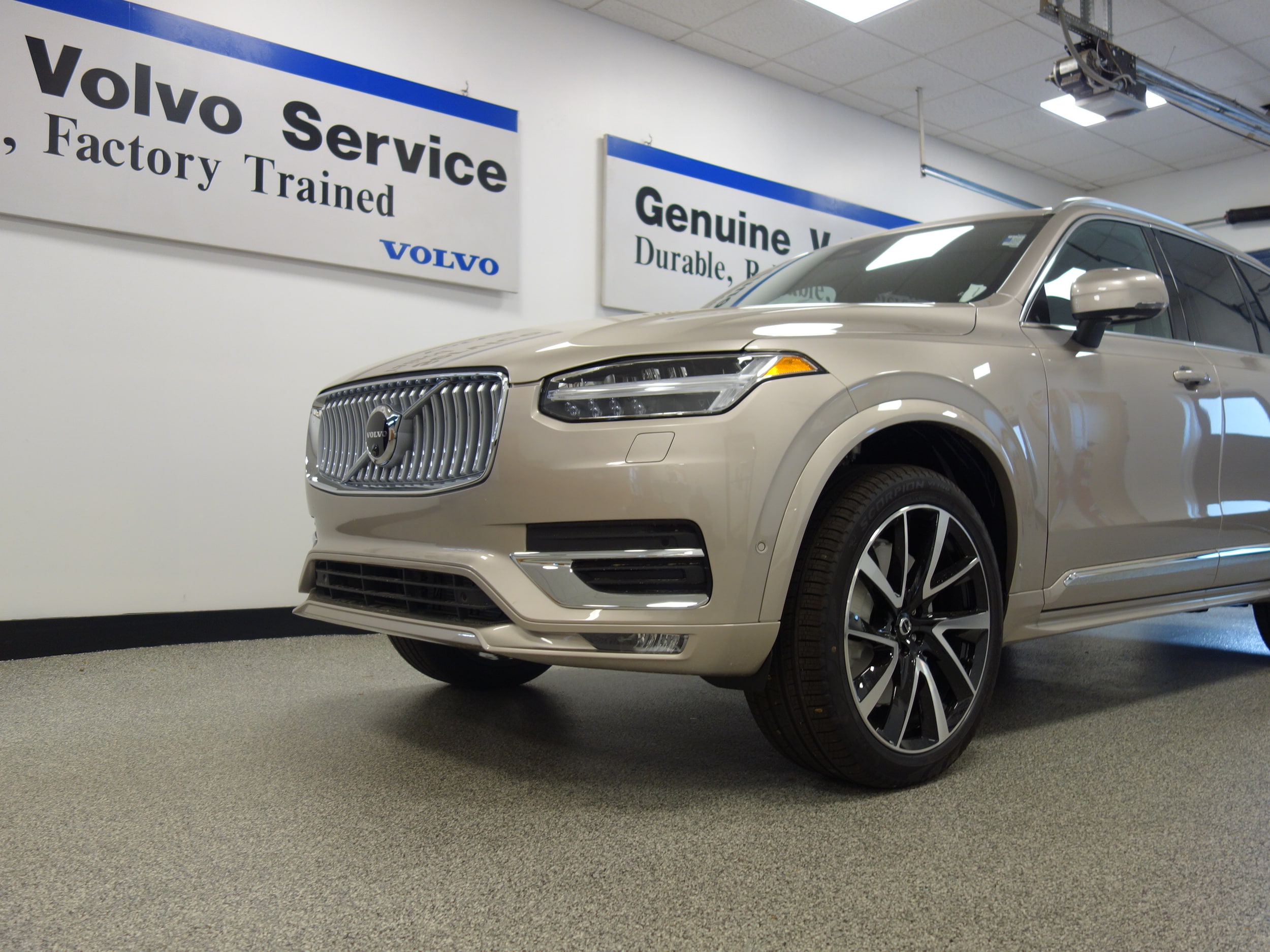 new 2024 Volvo XC90 car, priced at $72,655