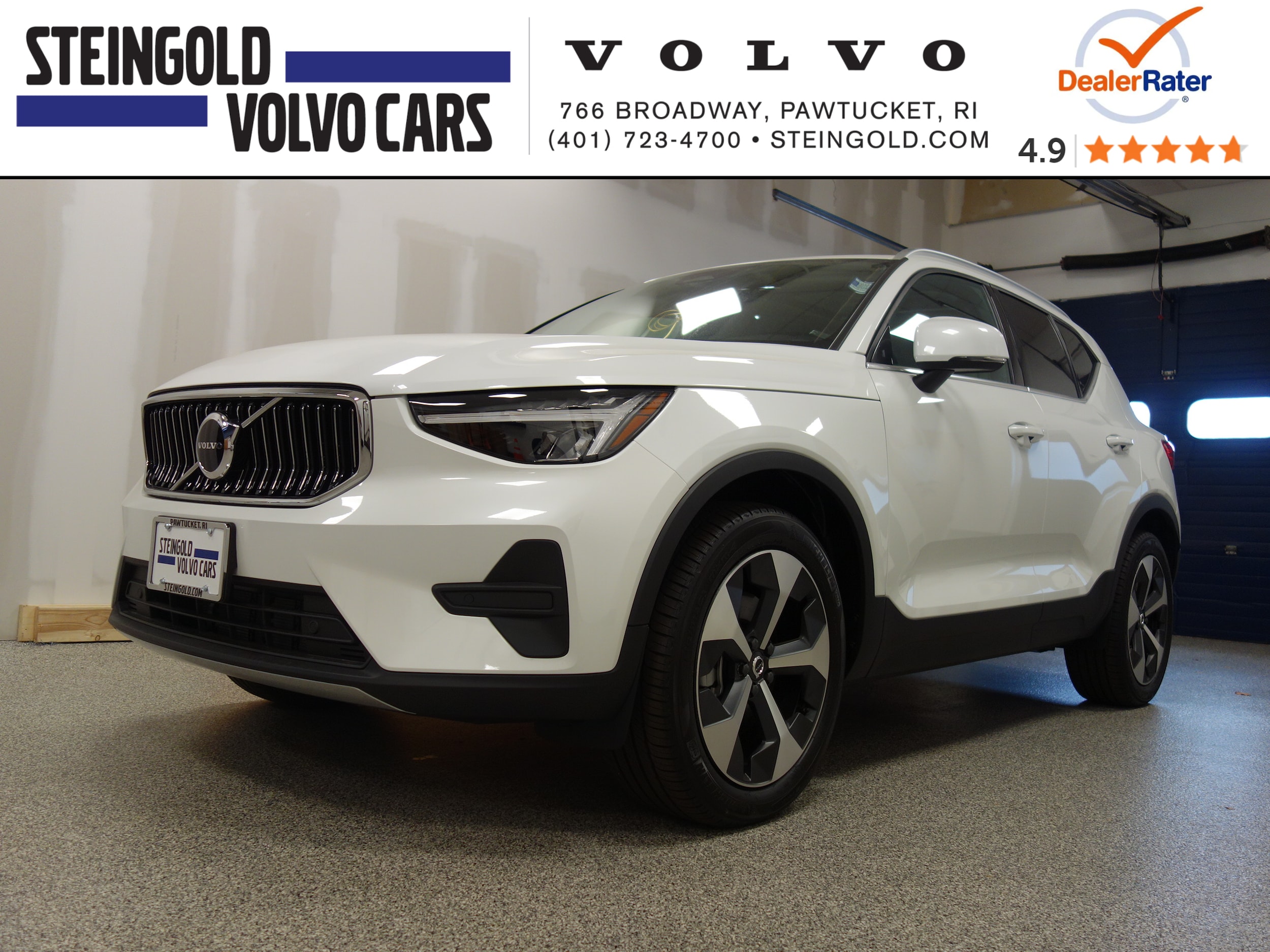 new 2025 Volvo XC40 car, priced at $46,015