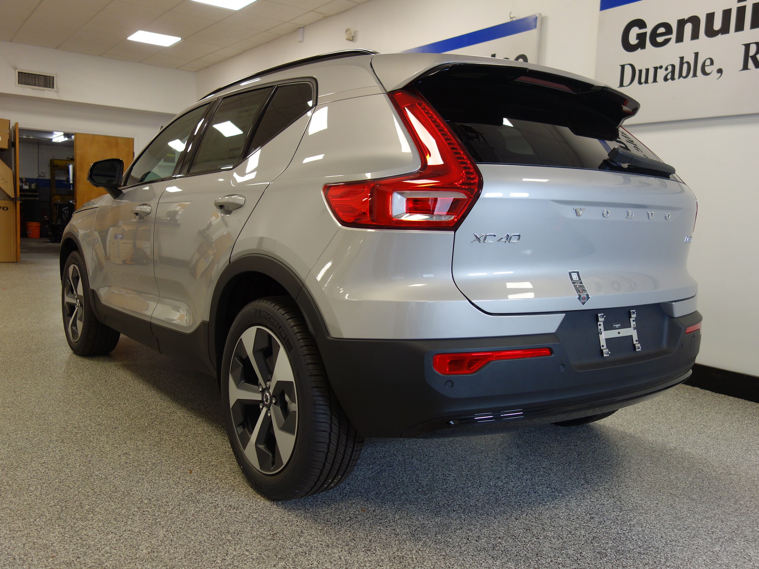 new 2025 Volvo XC40 car, priced at $49,565