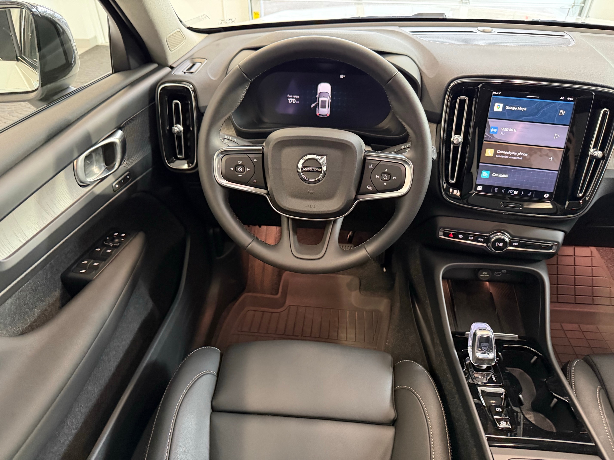 used 2025 Volvo XC40 car, priced at $39,500