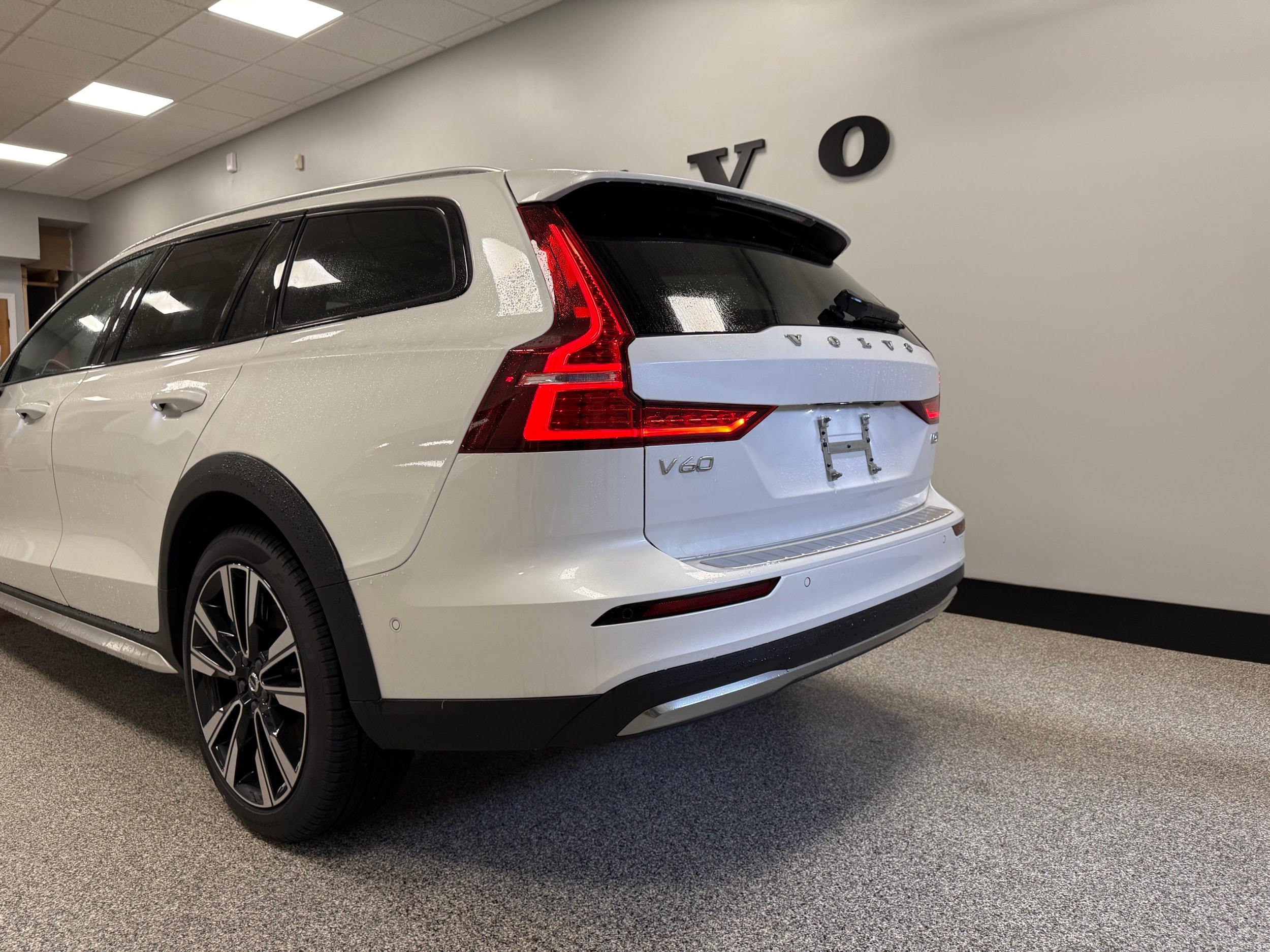 new 2025 Volvo V60 Cross Country car, priced at $58,135