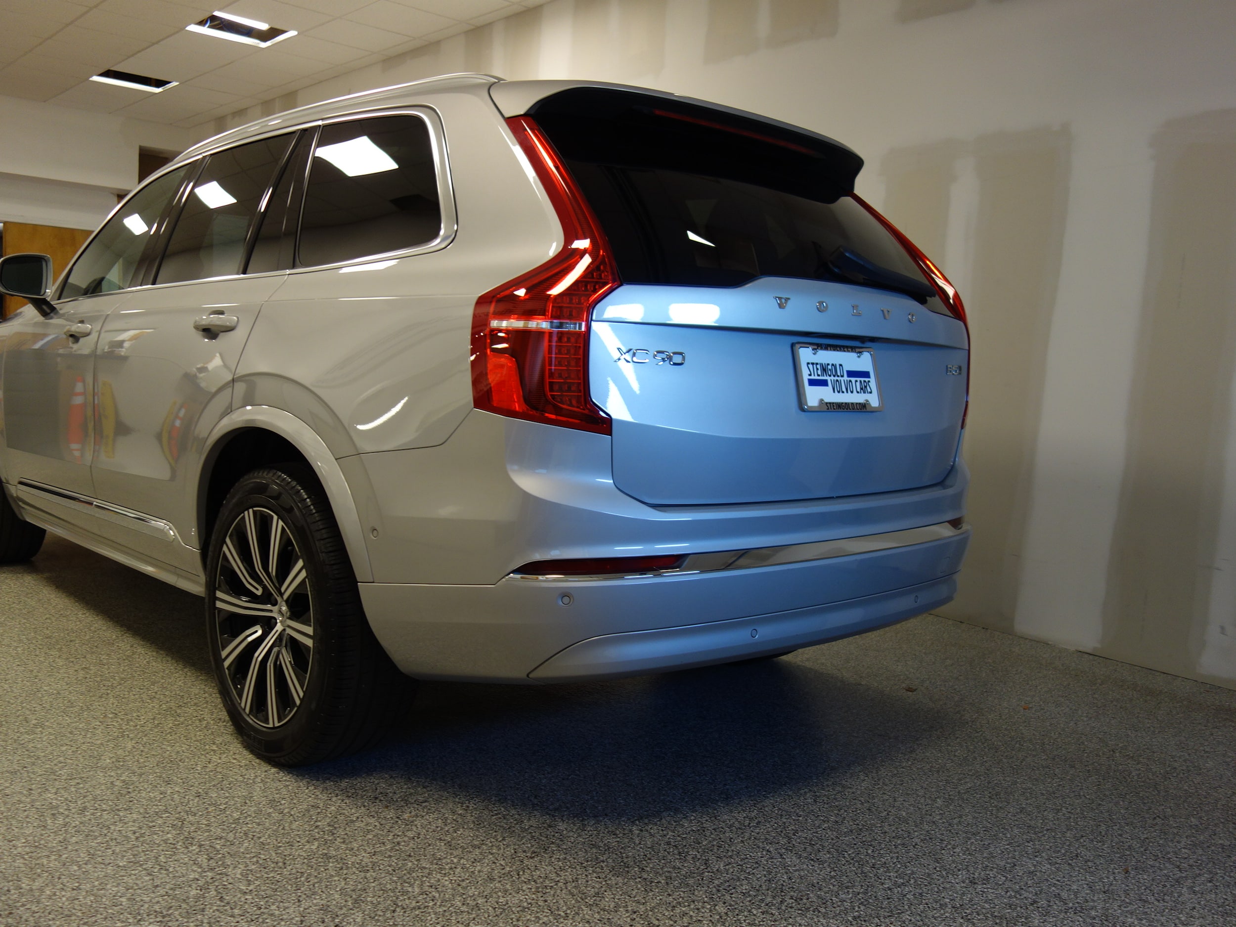 used 2024 Volvo XC90 car, priced at $46,500