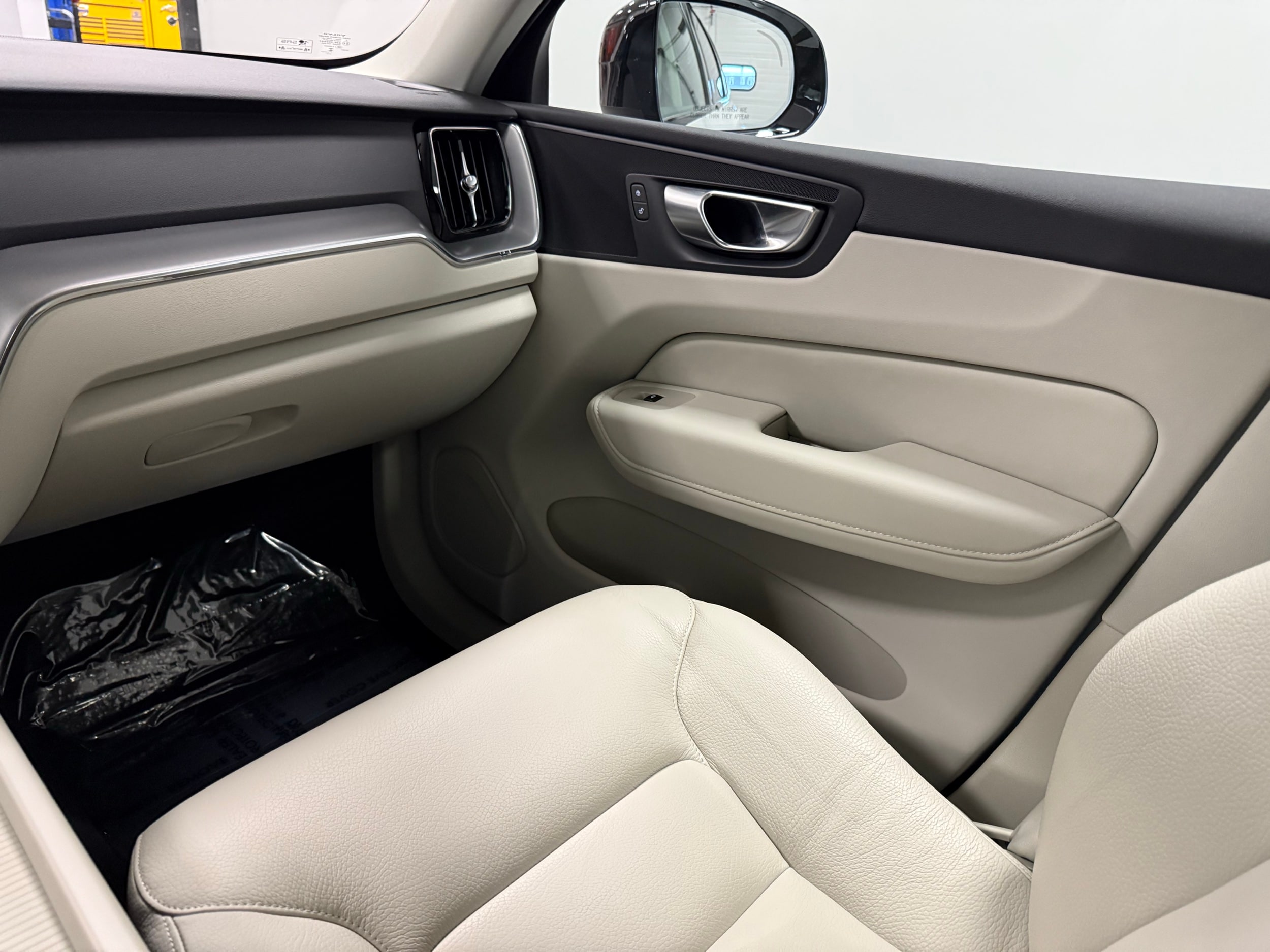 used 2024 Volvo XC60 car, priced at $43,500