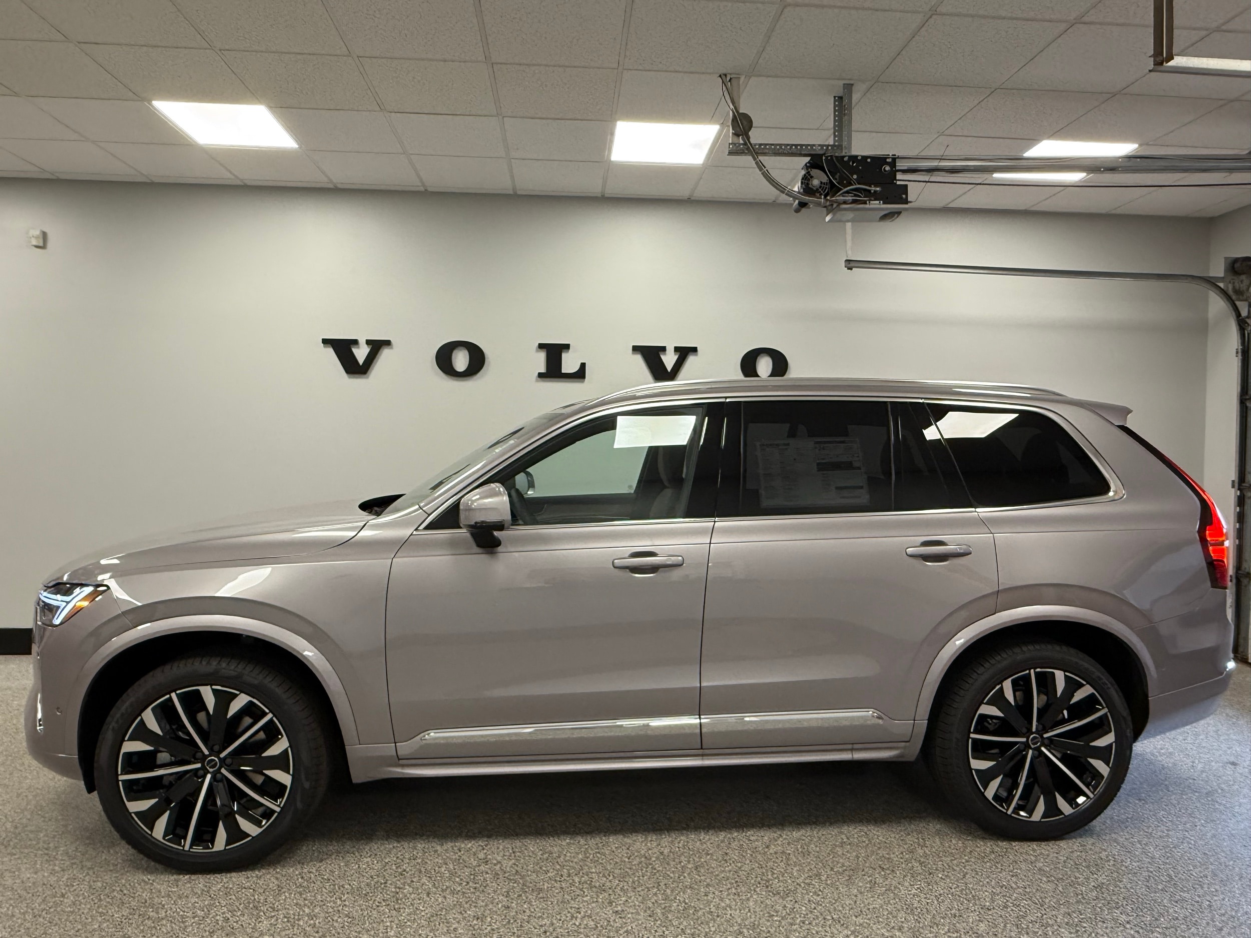 new 2026 Volvo XC90 car, priced at $67,650