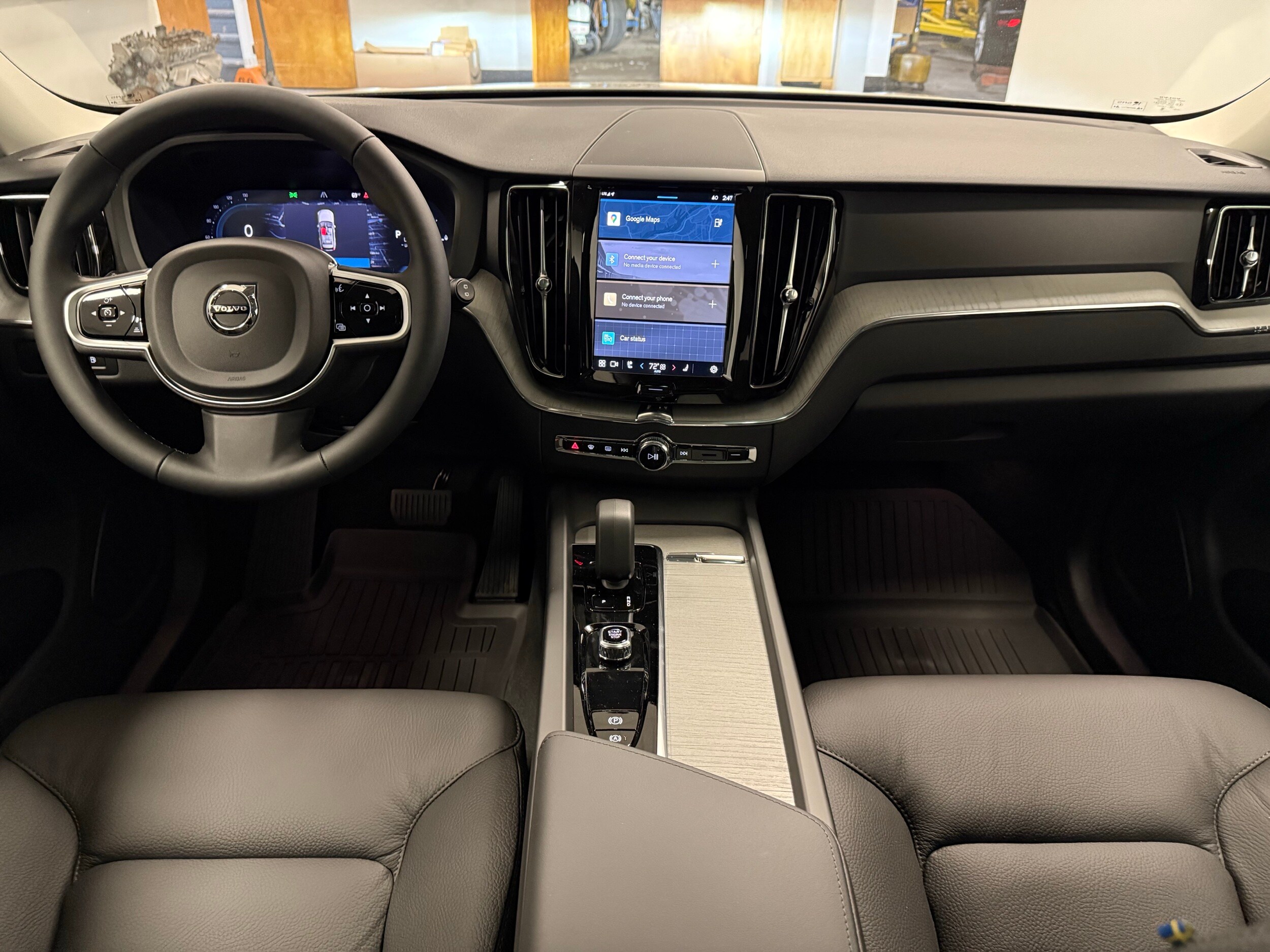 new 2025 Volvo XC60 plug-in hybrid car, priced at $66,260