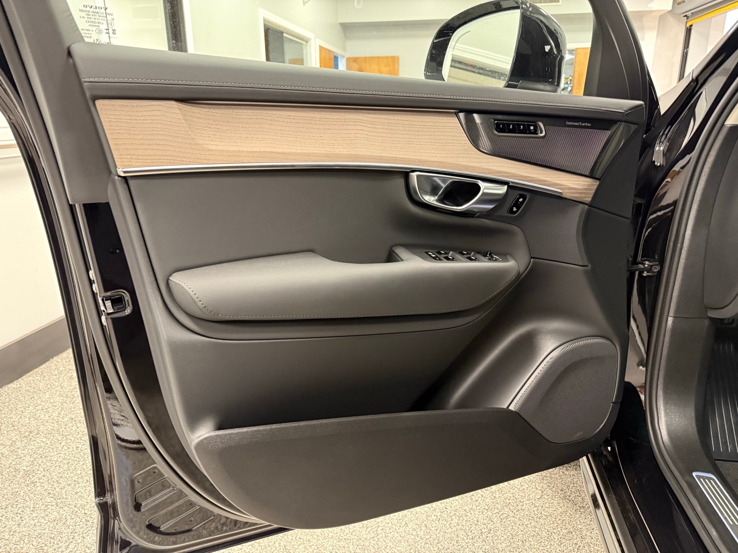 new 2026 Volvo XC90 car, priced at $71,825