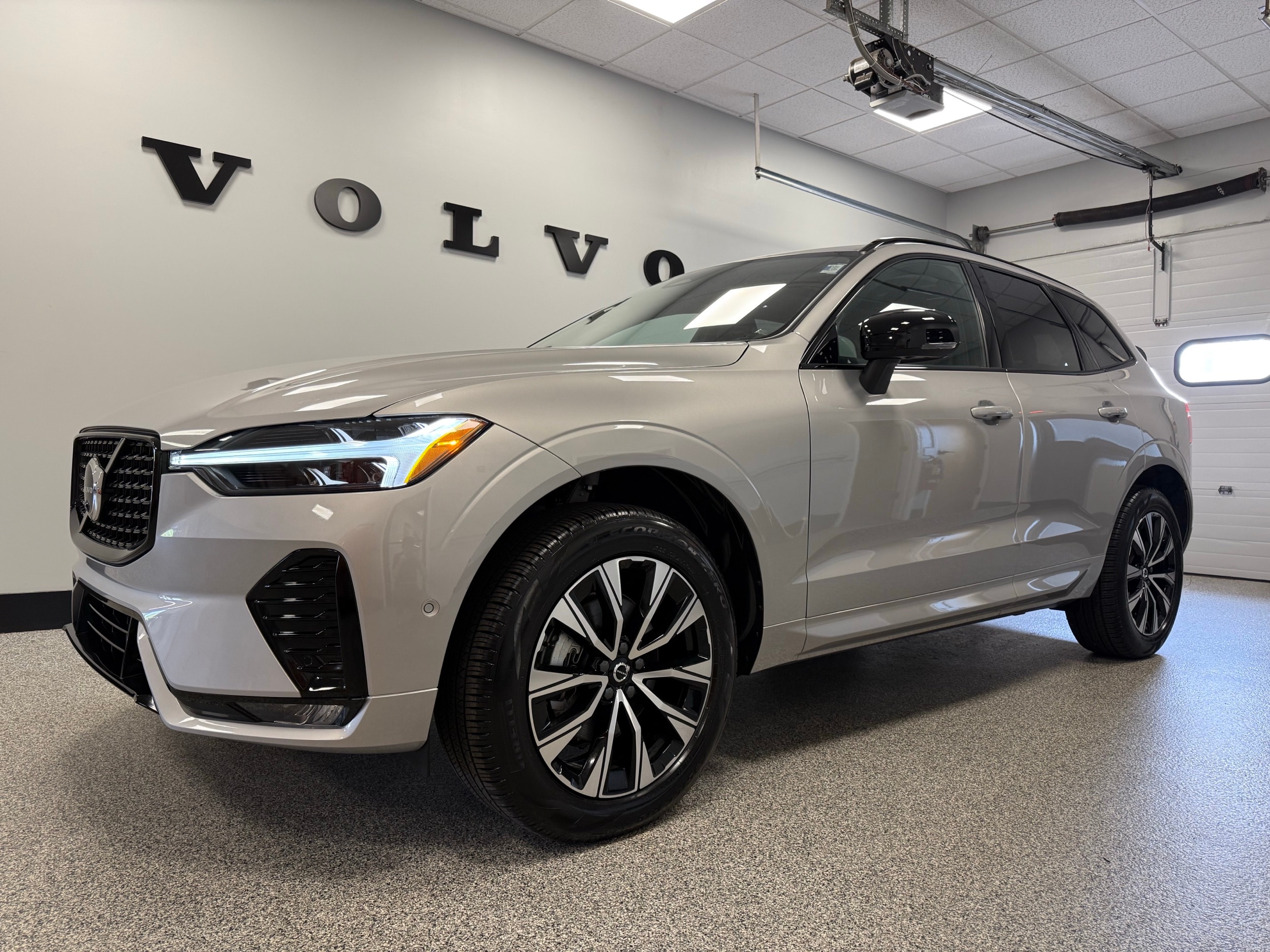 used 2025 Volvo XC60 car, priced at $46,600