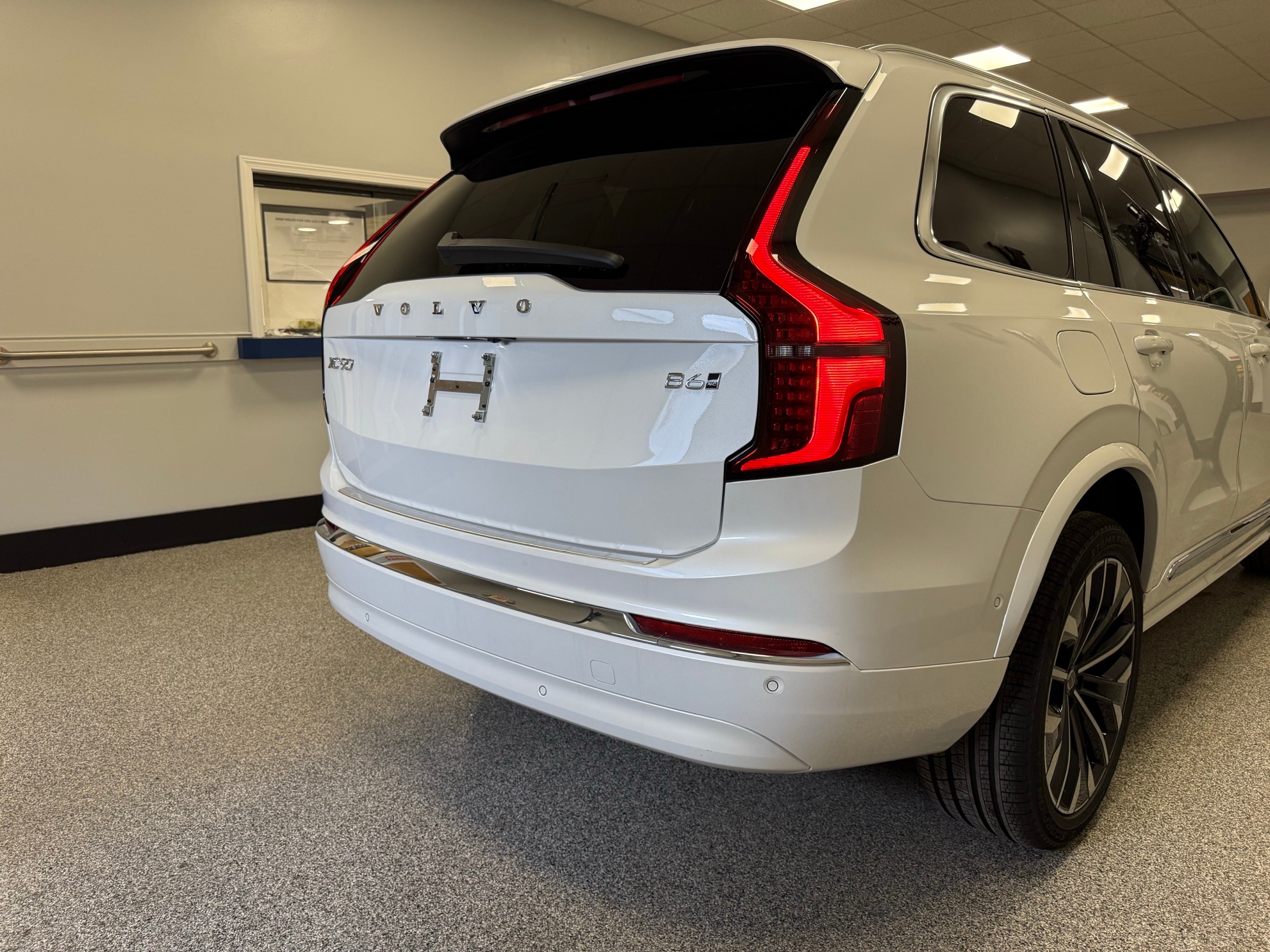 new 2026 Volvo XC90 car, priced at $71,825