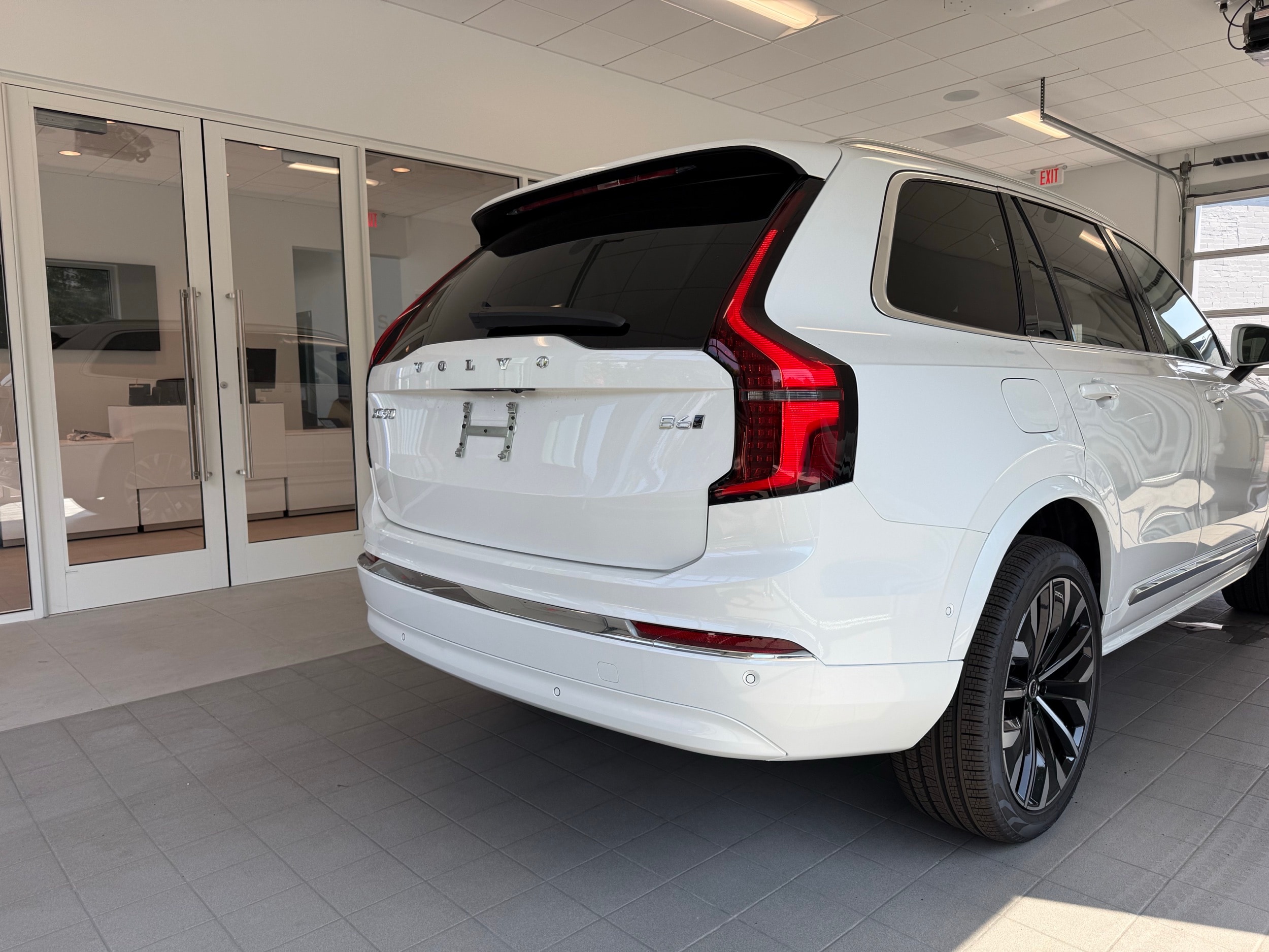 new 2026 Volvo XC90 car, priced at $75,155