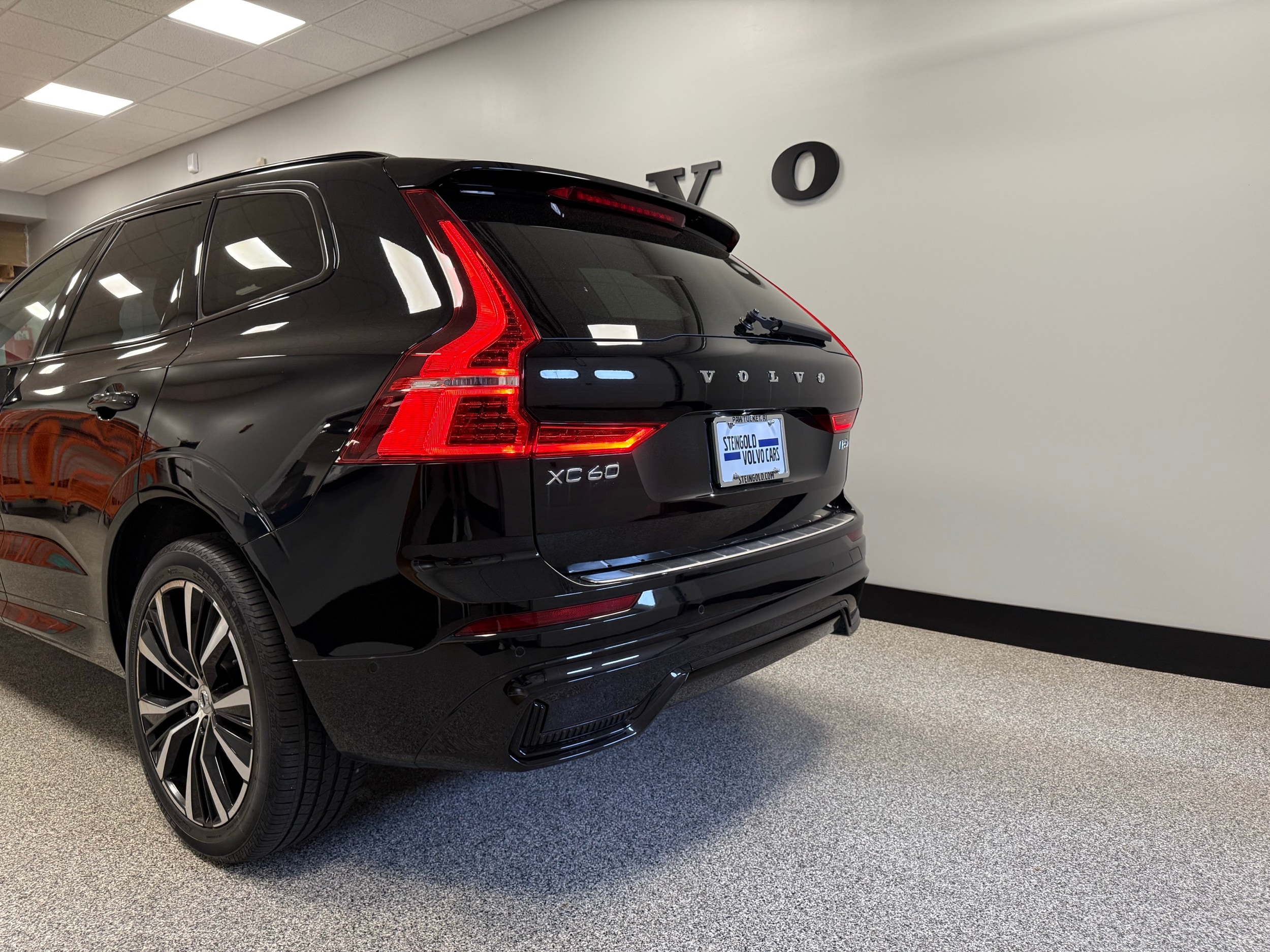 used 2023 Volvo XC60 car, priced at $43,500
