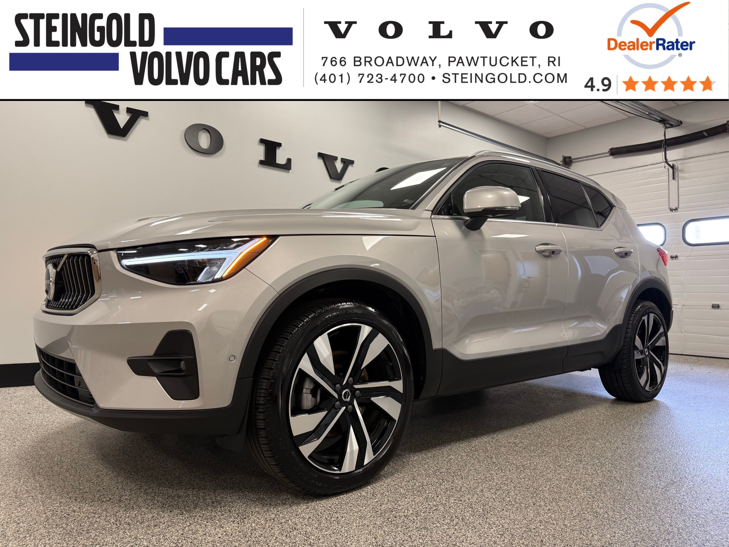 used 2025 Volvo XC40 car, priced at $38,700