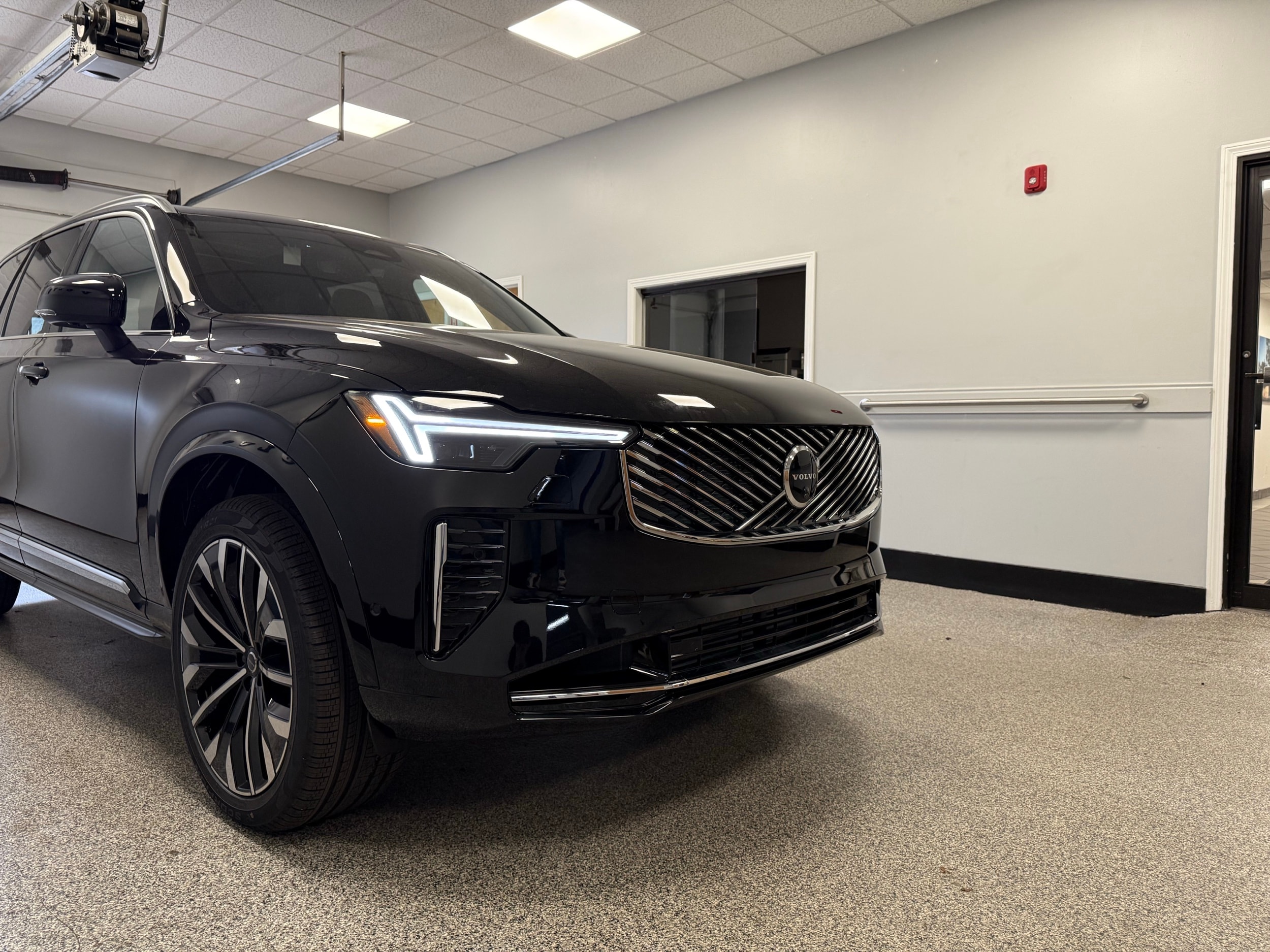 new 2025 Volvo XC90 plug-in hybrid car, priced at $77,895
