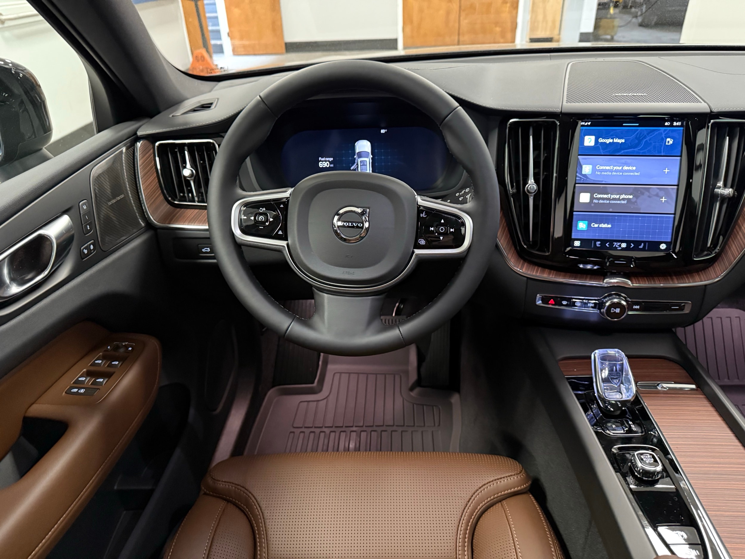 new 2025 Volvo XC60 car, priced at $59,645