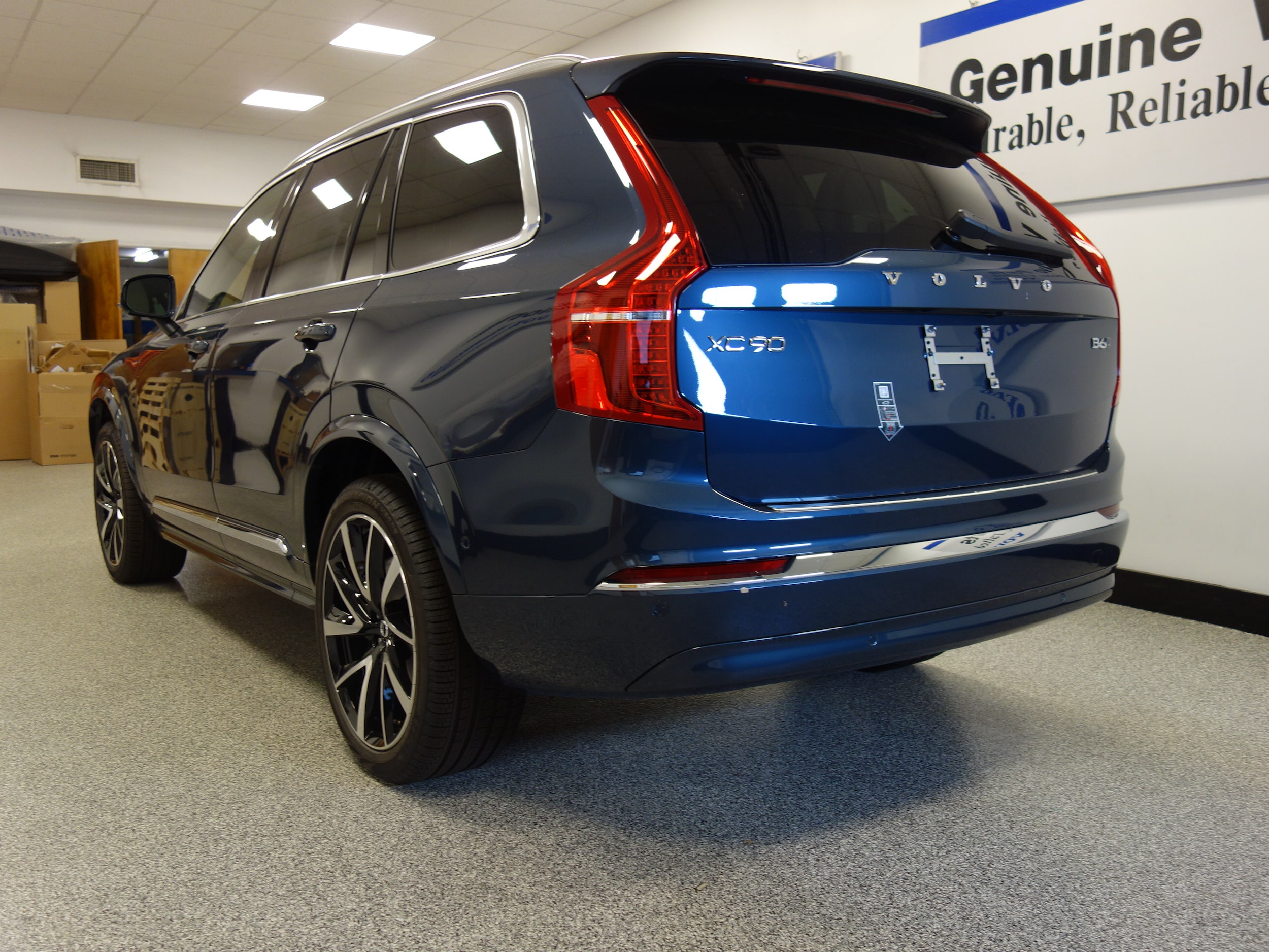 new 2025 Volvo XC90 car, priced at $69,950