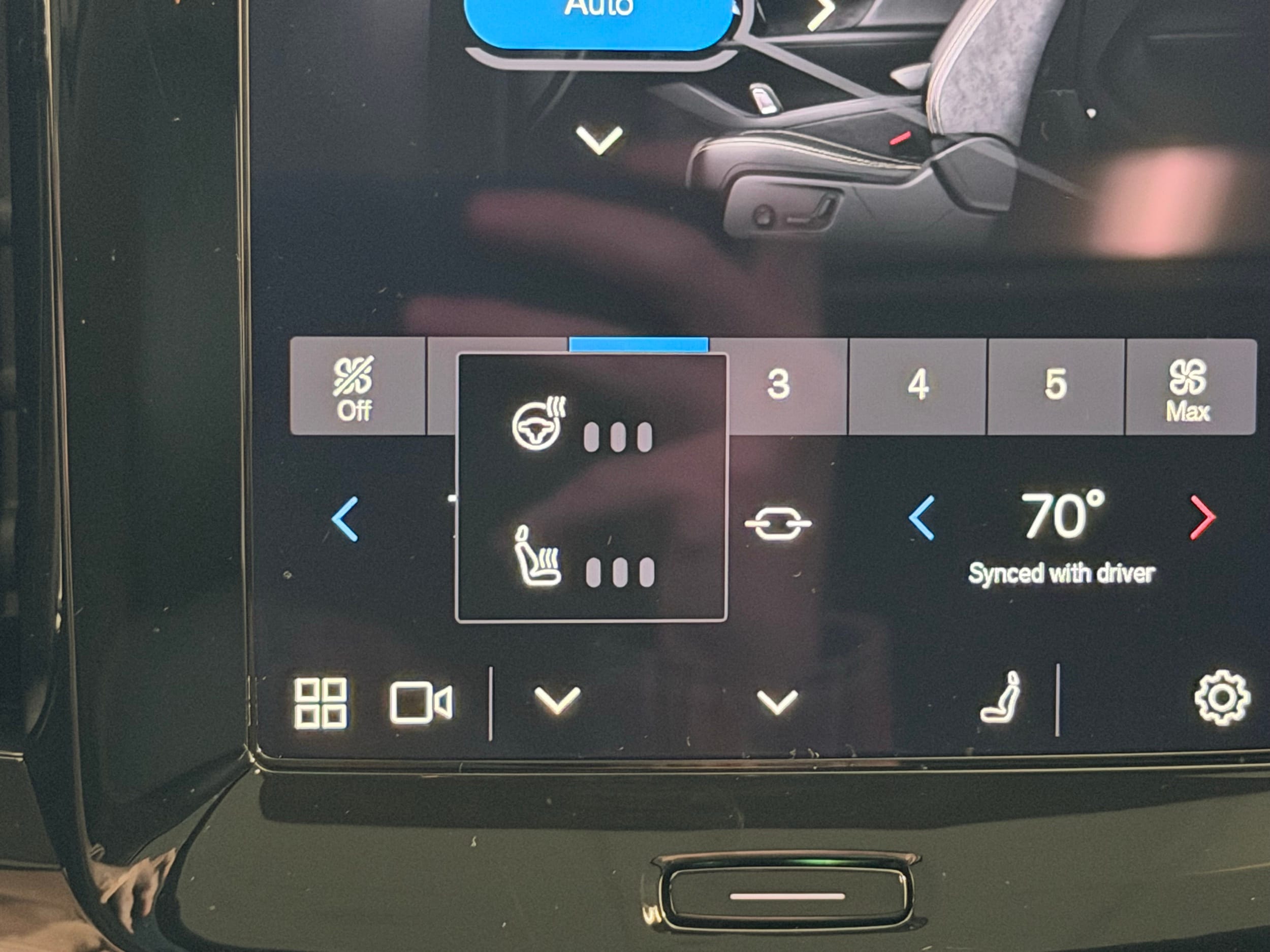 used 2025 Volvo XC40 car, priced at $39,500