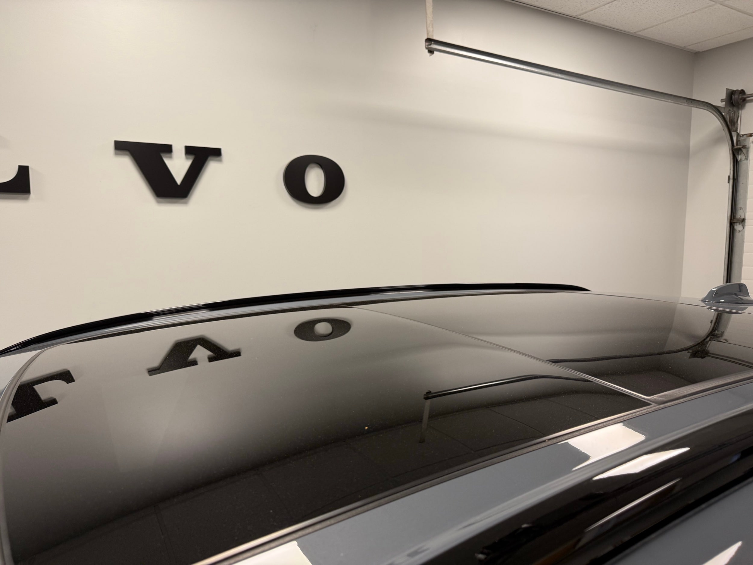new 2024 Volvo XC60 plug-in hybrid car, priced at $59,920