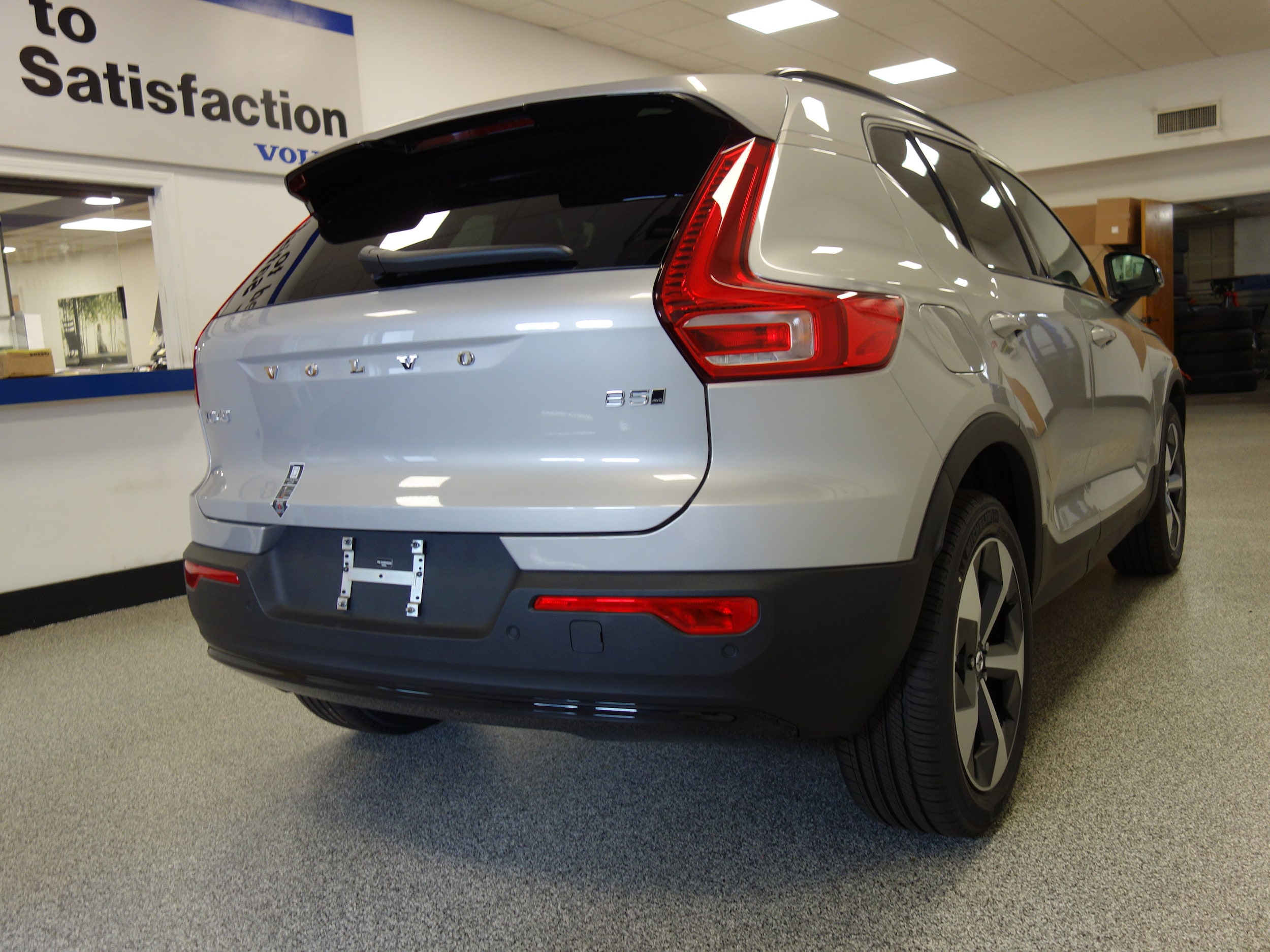 new 2025 Volvo XC40 car, priced at $49,565