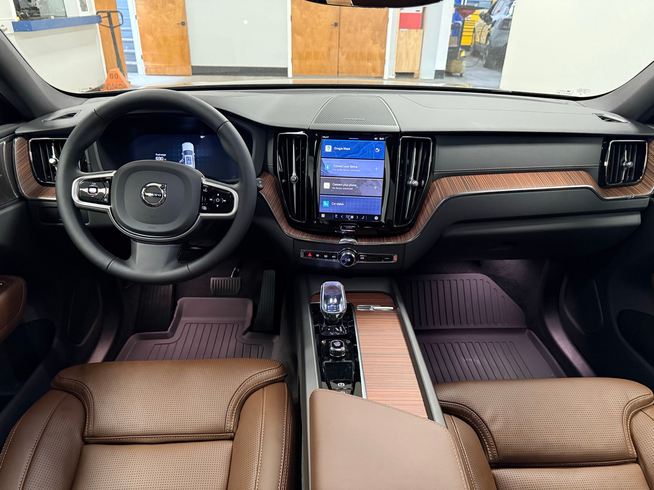 new 2025 Volvo XC60 car, priced at $59,645