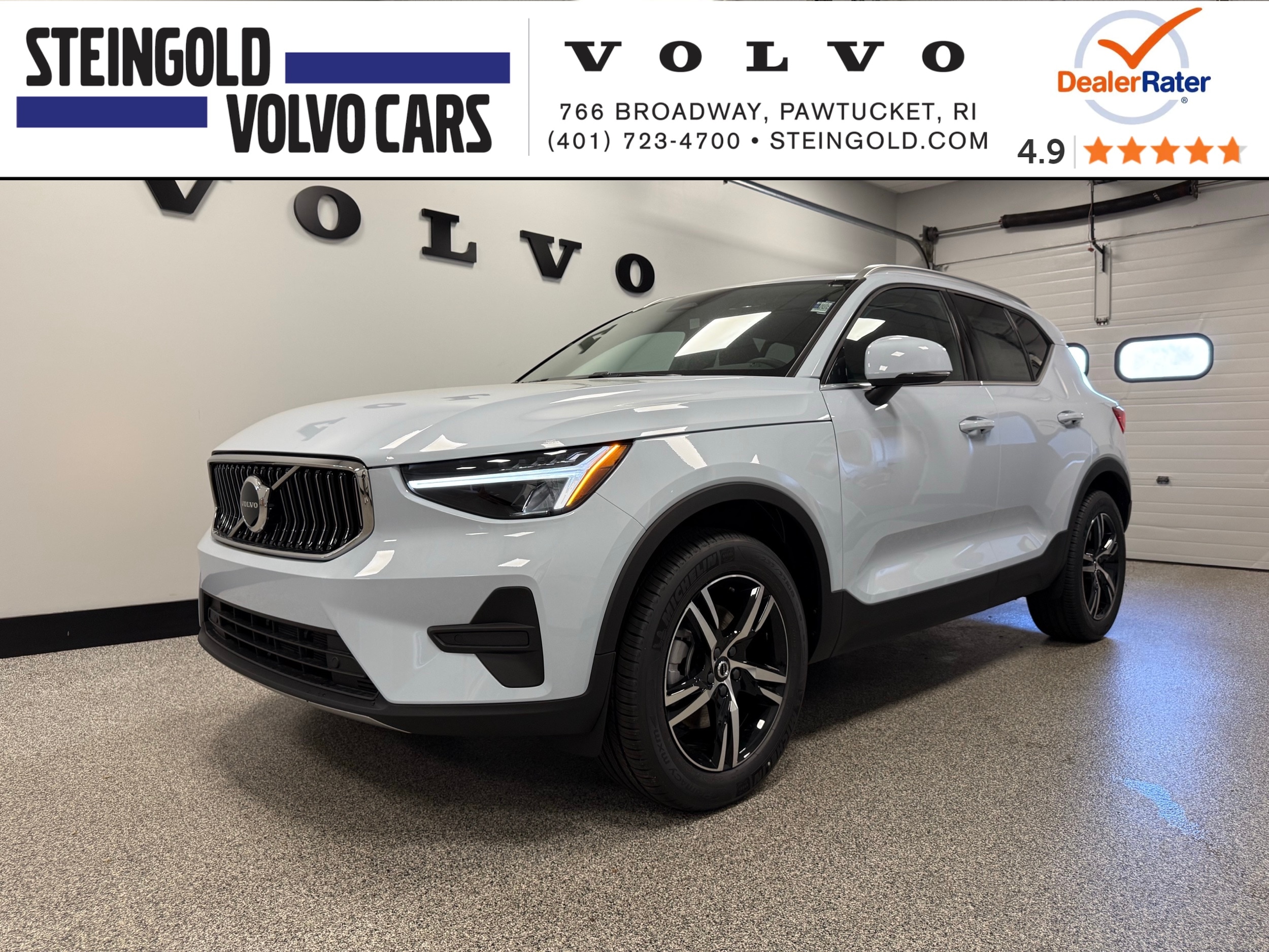 new 2025 Volvo XC40 car, priced at $44,595