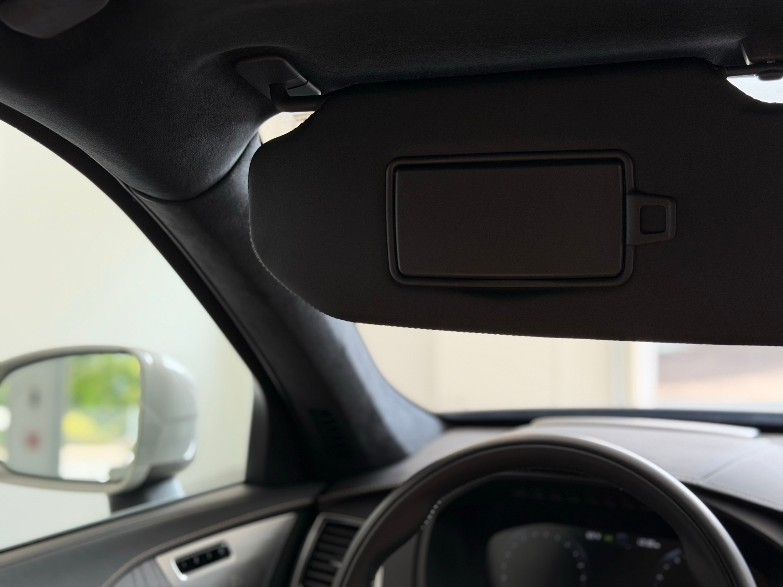 used 2021 Volvo XC90 car, priced at $38,400