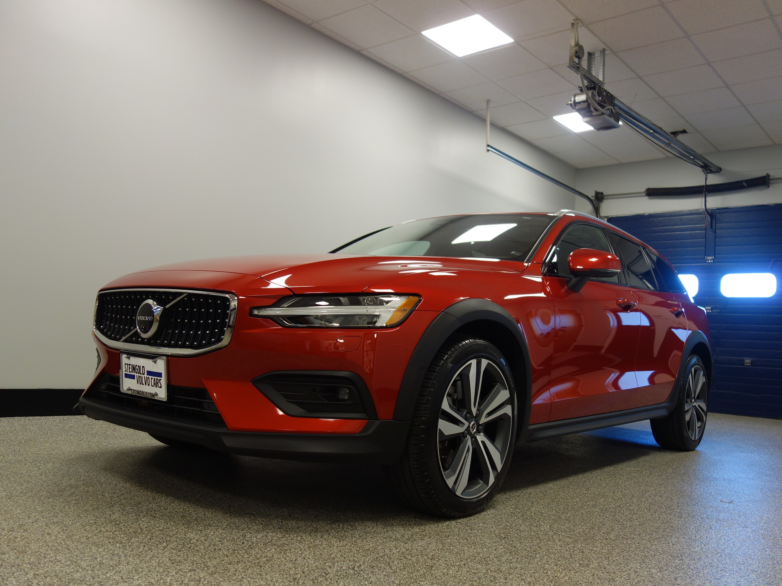 used 2024 Volvo V60 Cross Country car, priced at $43,900