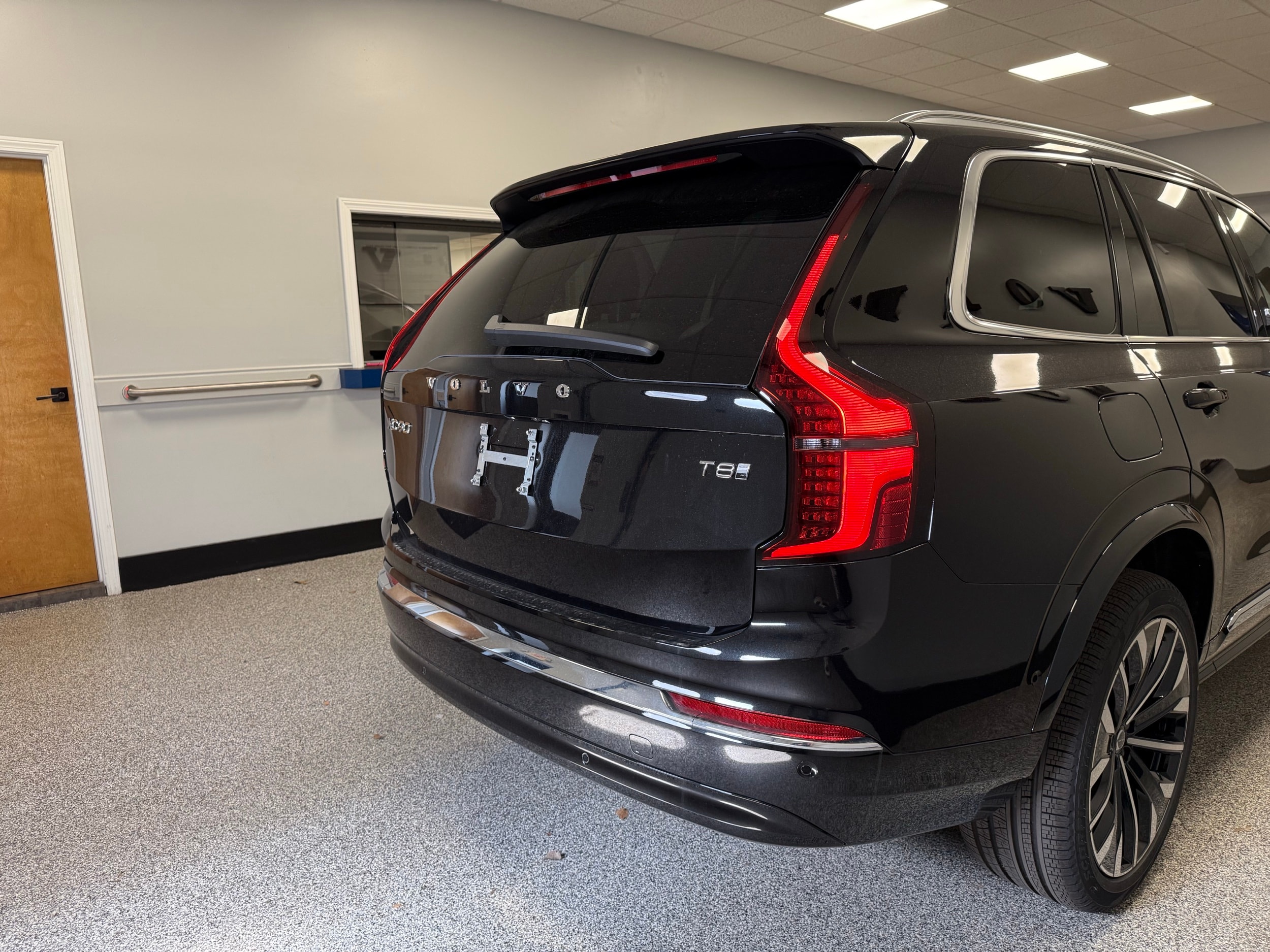 new 2025 Volvo XC90 plug-in hybrid car, priced at $77,895
