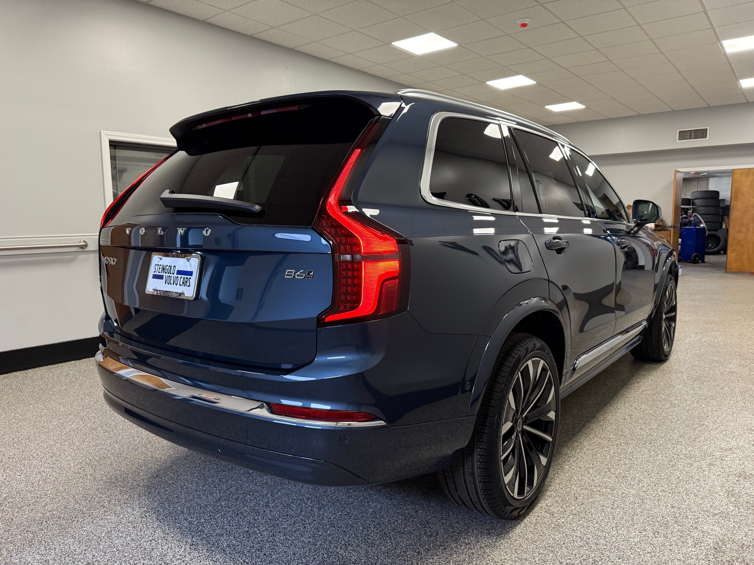 new 2025 Volvo XC90 car, priced at $72,345