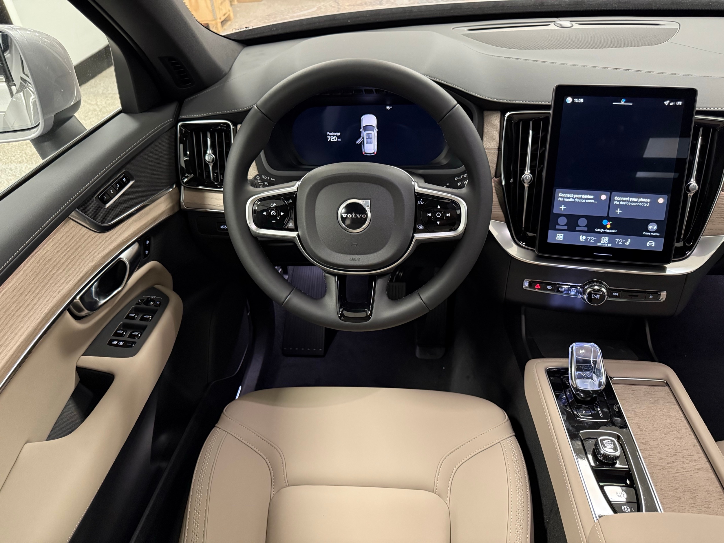 new 2026 Volvo XC90 car, priced at $67,650