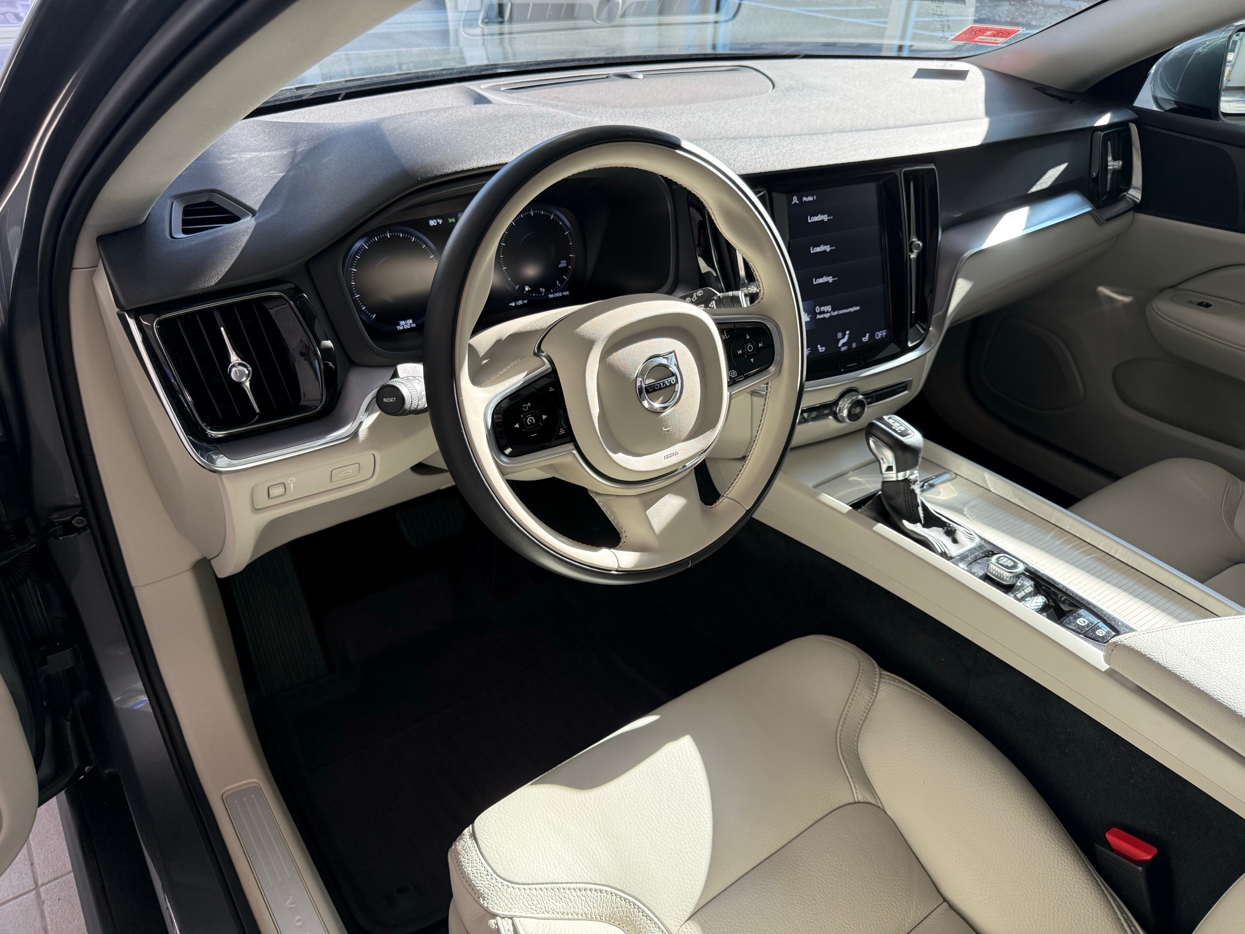 used 2020 Volvo V60 Cross Country car, priced at $31,500