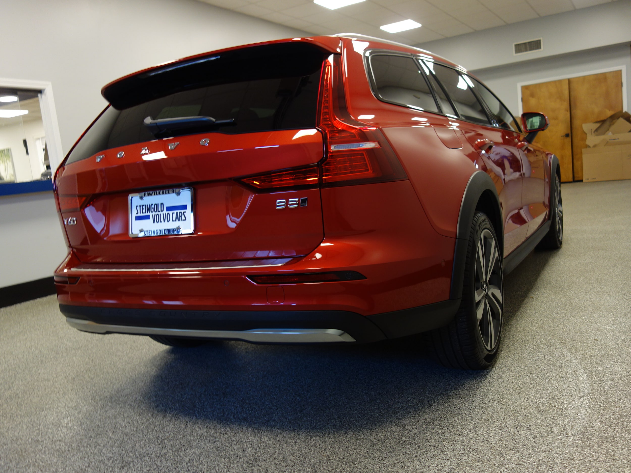 used 2024 Volvo V60 Cross Country car, priced at $43,900