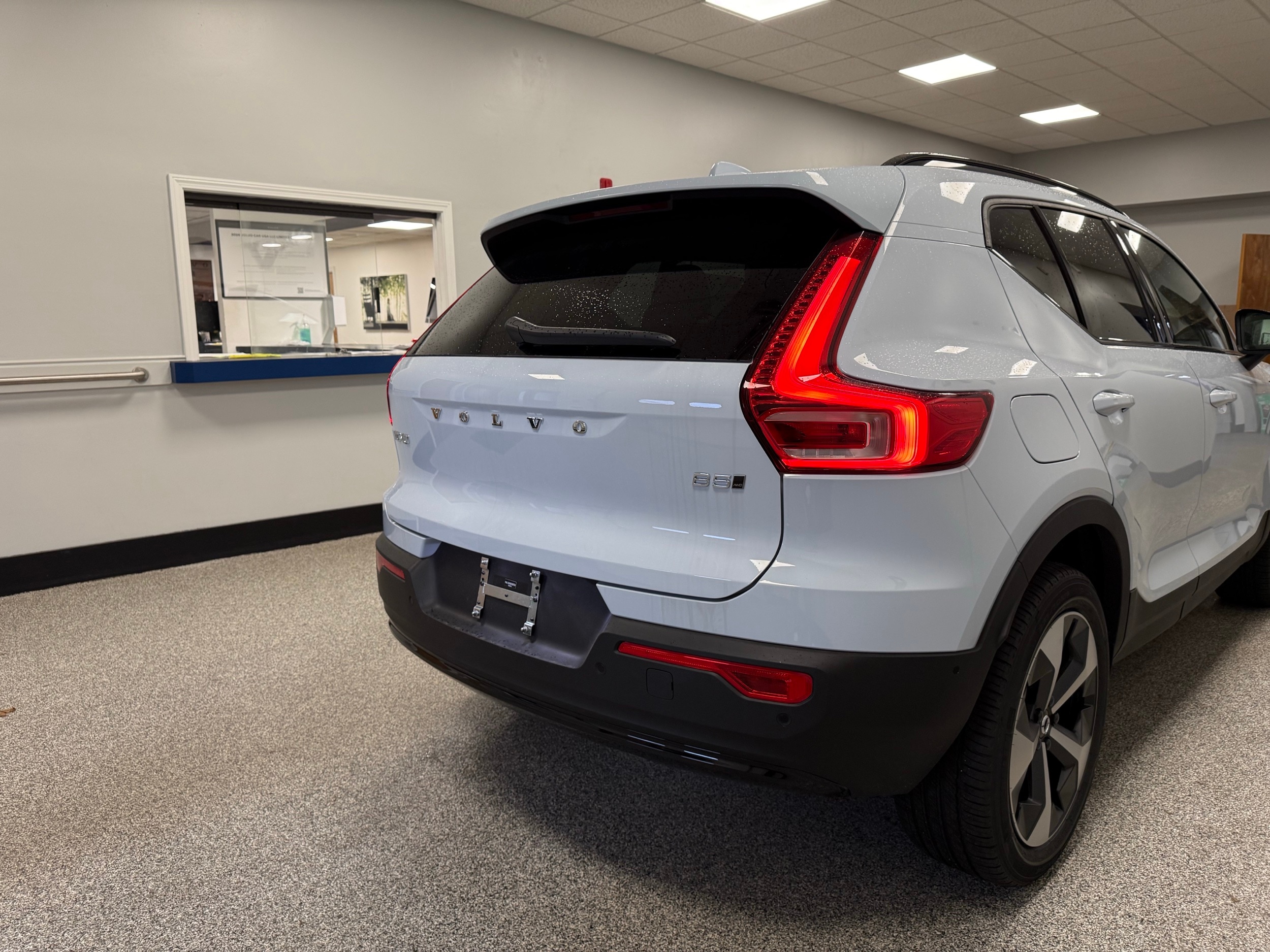 new 2025 Volvo XC40 car, priced at $48,335