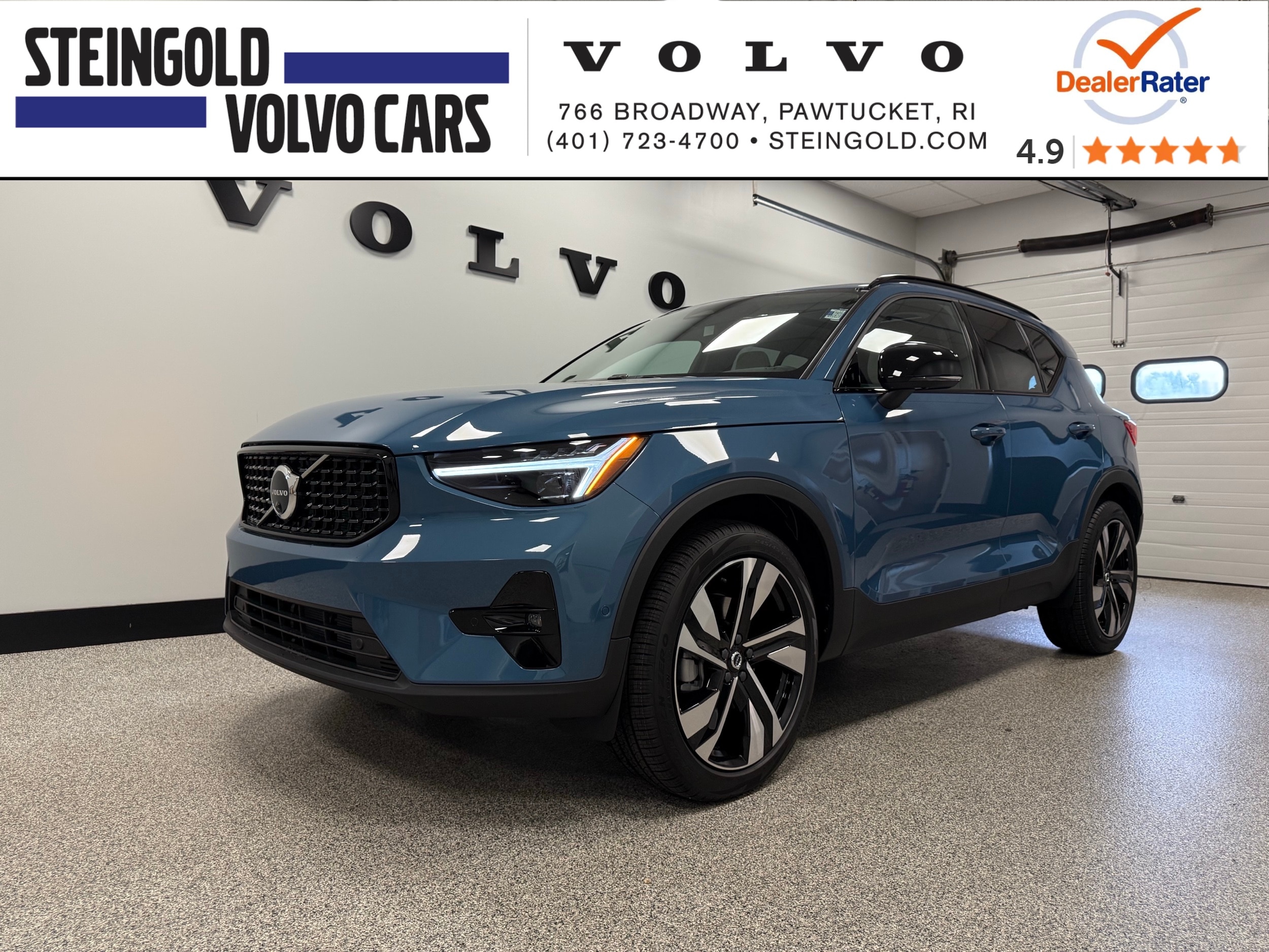 new 2025 Volvo XC40 car, priced at $49,810