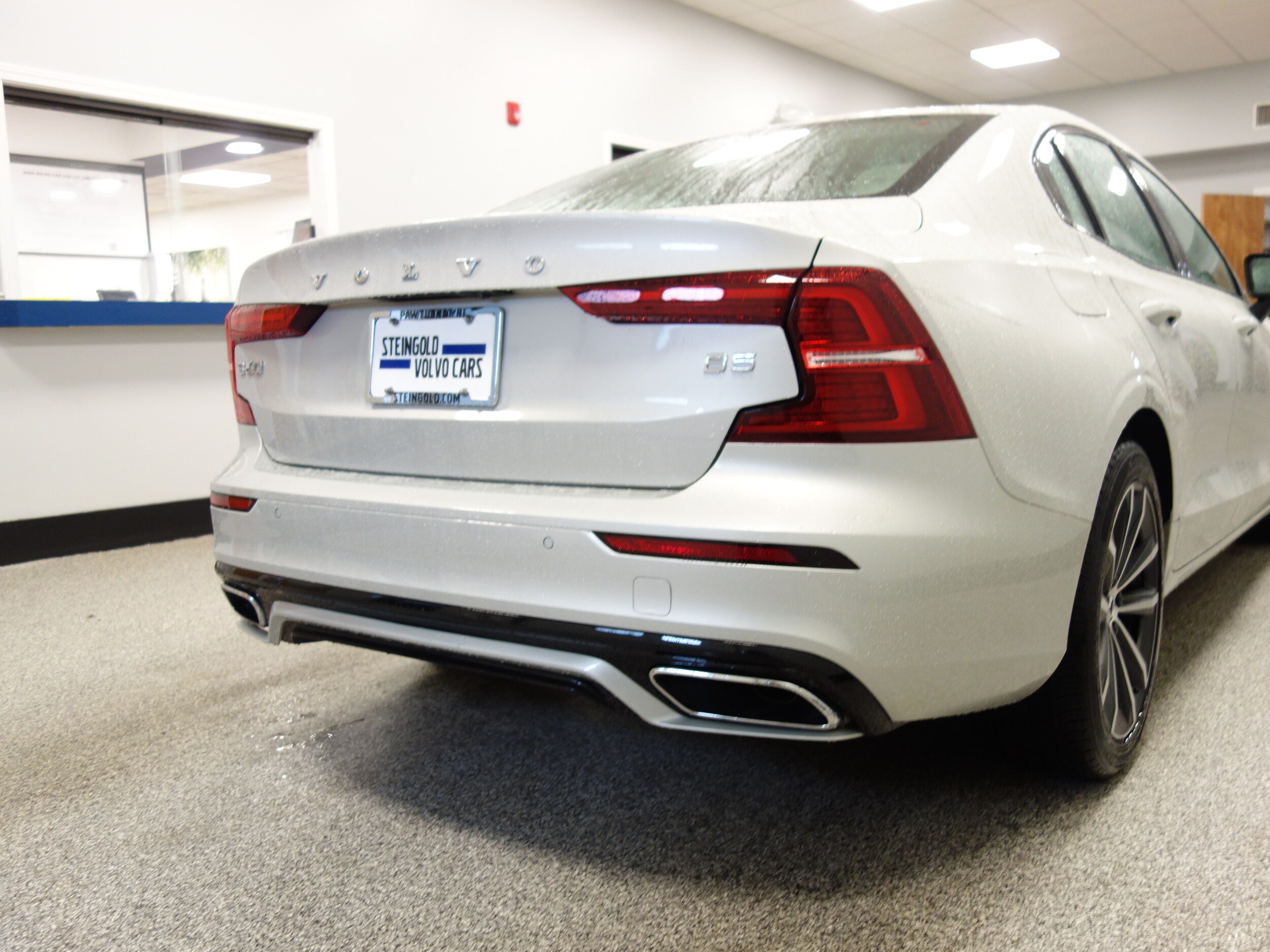 used 2022 Volvo S60 car, priced at $32,500