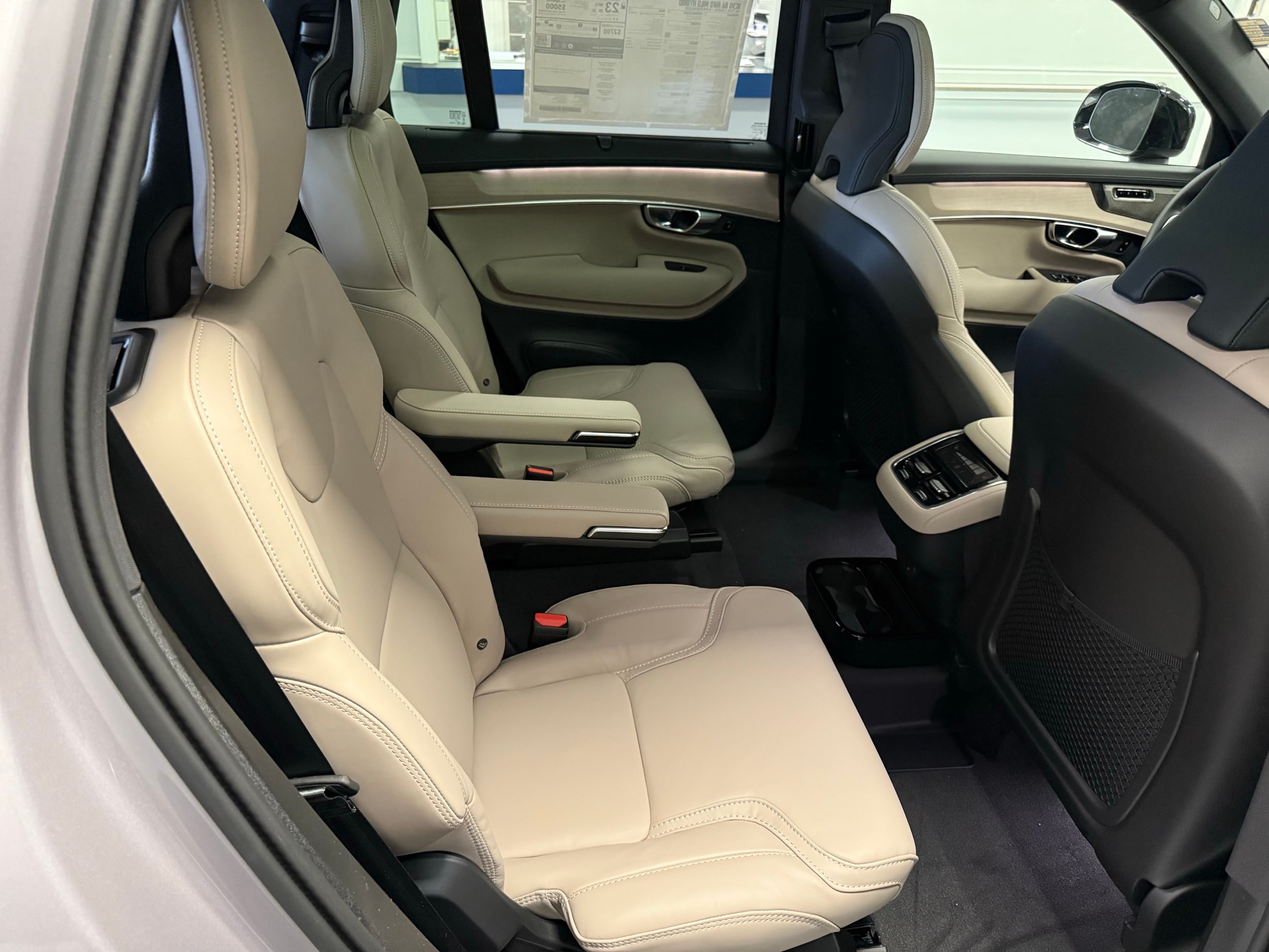 new 2026 Volvo XC90 car, priced at $76,450
