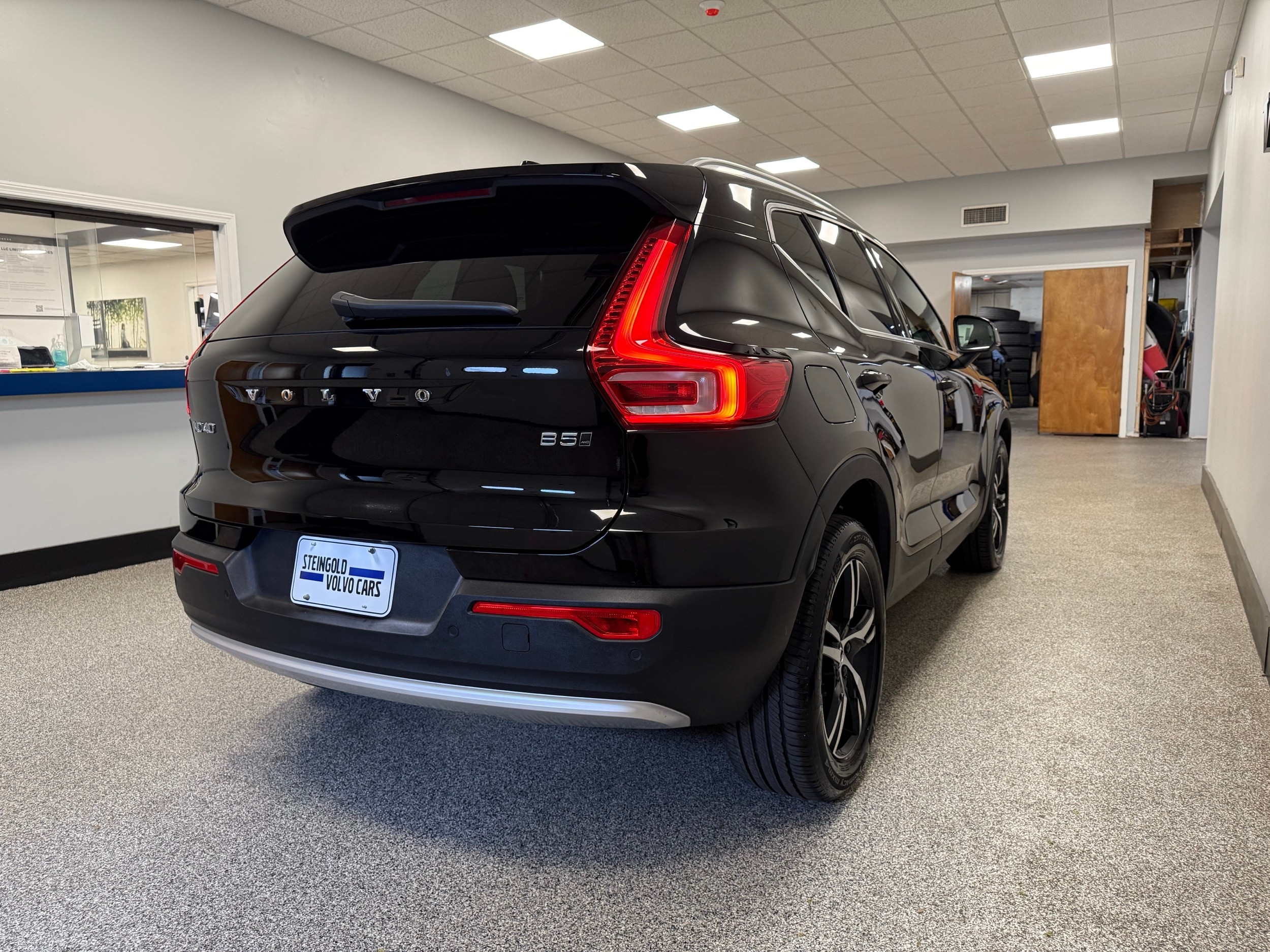 used 2025 Volvo XC40 car, priced at $39,500