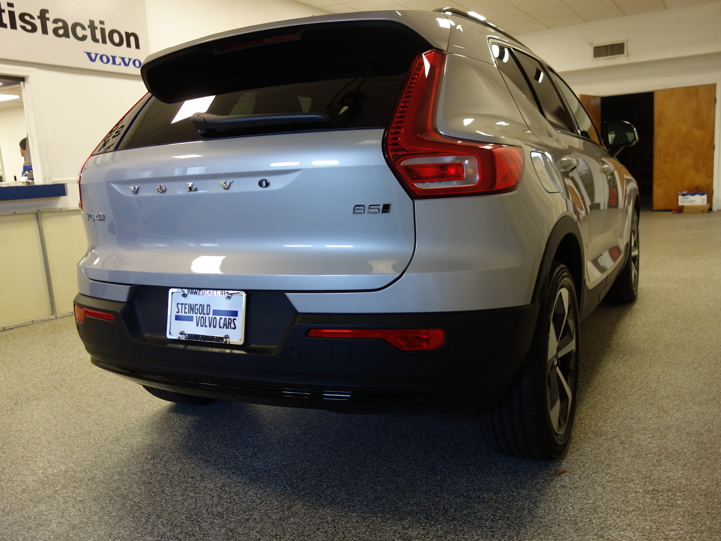 used 2024 Volvo XC40 car, priced at $40,900